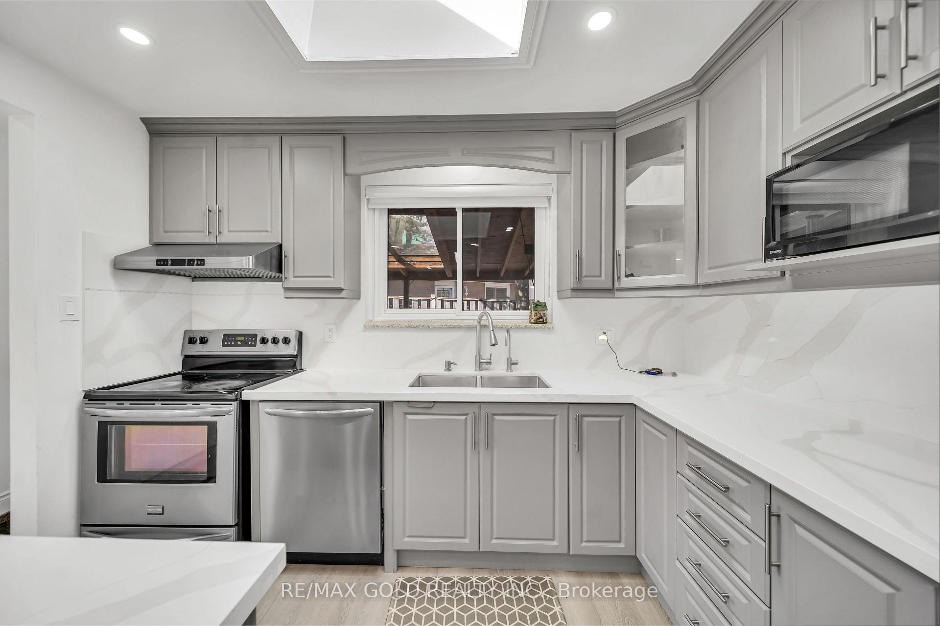 Photo 12 of Unit Main, 70 Glenmore Crescent, Brampton, Northgate — HOMEH
