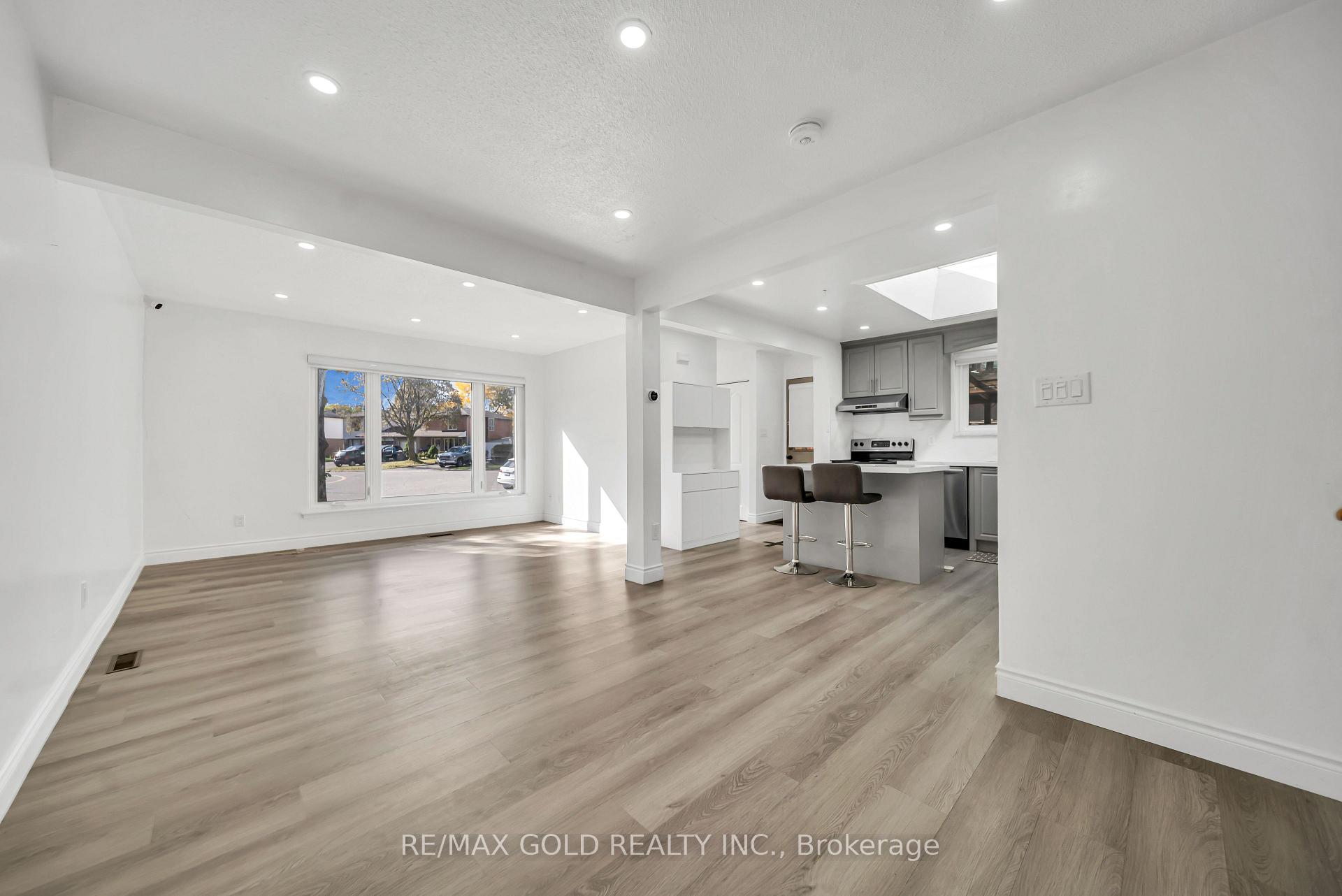 Photo 17 of Unit Main, 70 Glenmore Crescent, Brampton, Northgate — HOMEH