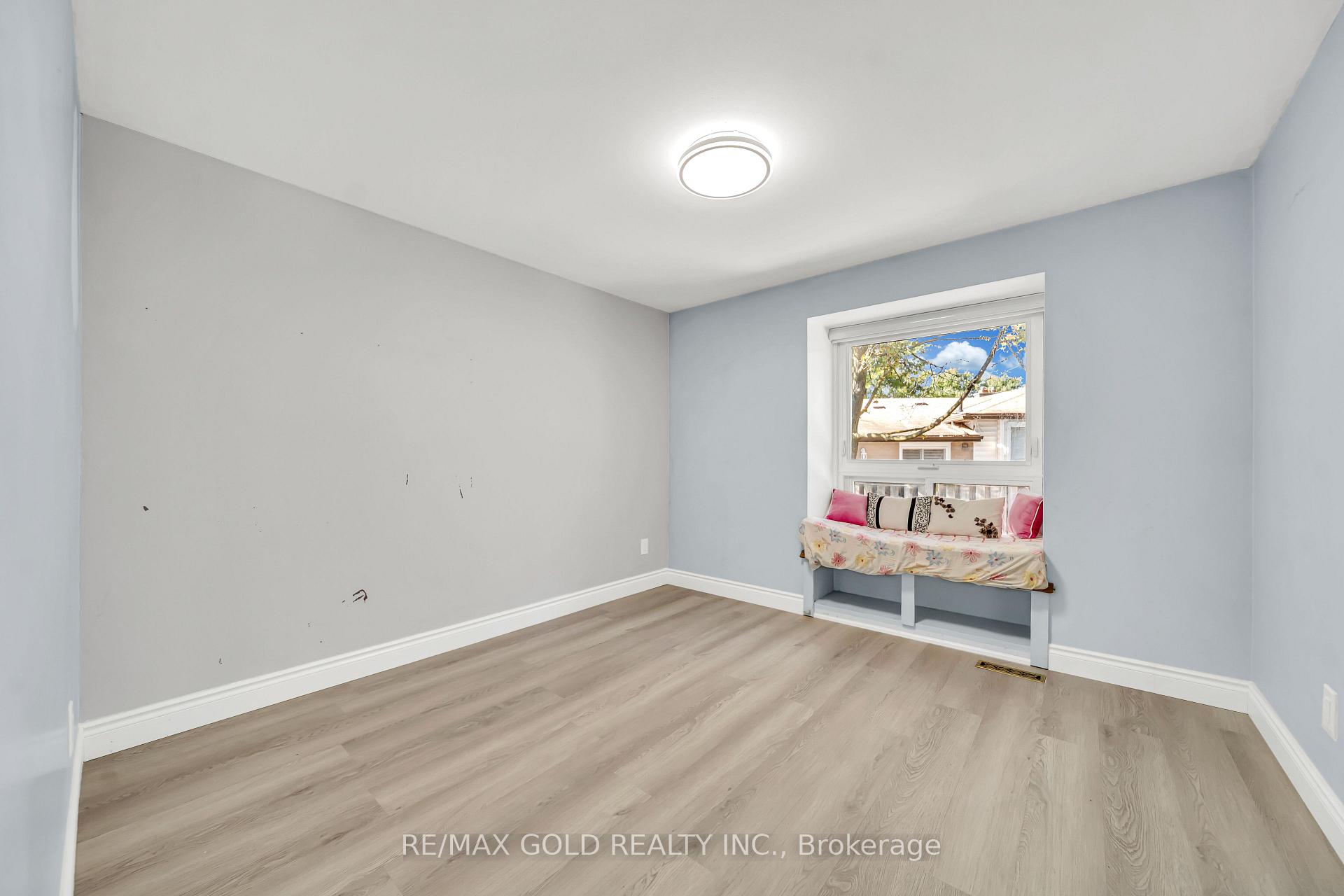Photo 20 of Unit Main, 70 Glenmore Crescent, Brampton, Northgate — HOMEH