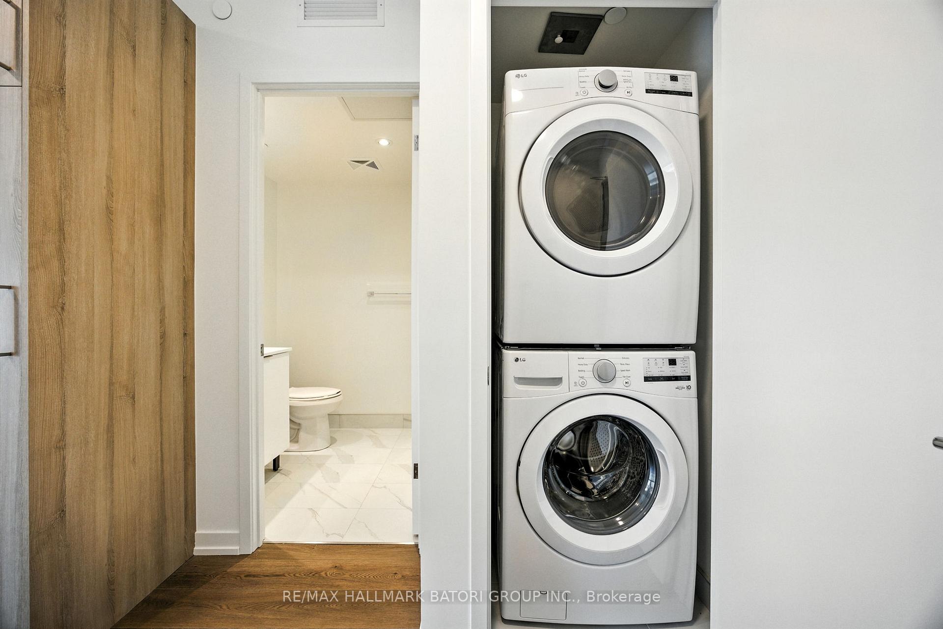 Photo 13 of Unit 801, 863 St. Clair Avenue W, Toronto, Wychwood — HOMEH