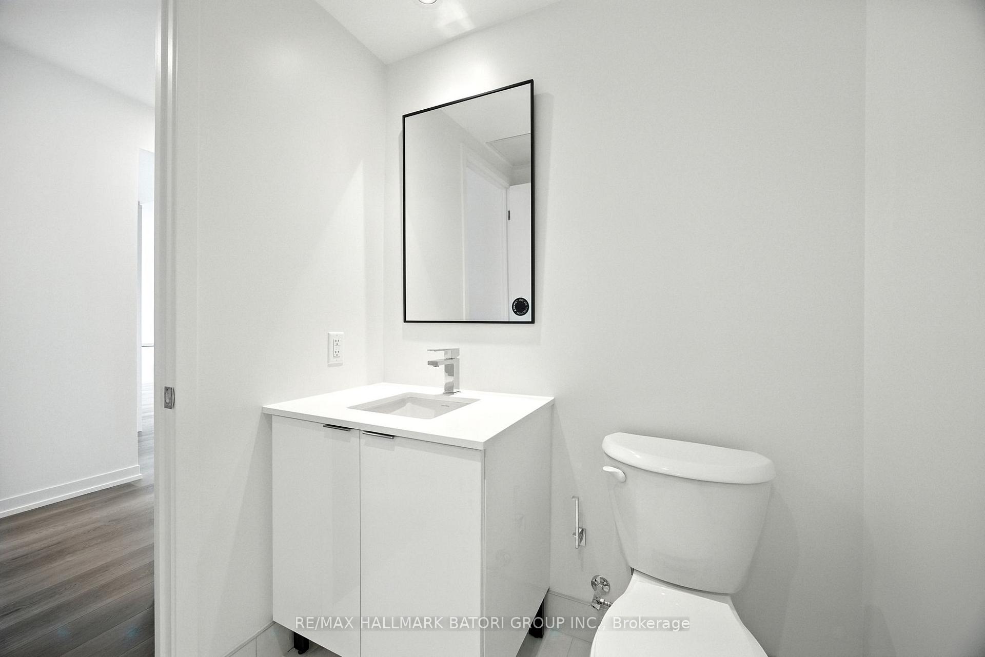 Photo 15 of Unit 801, 863 St. Clair Avenue W, Toronto, Wychwood — HOMEH