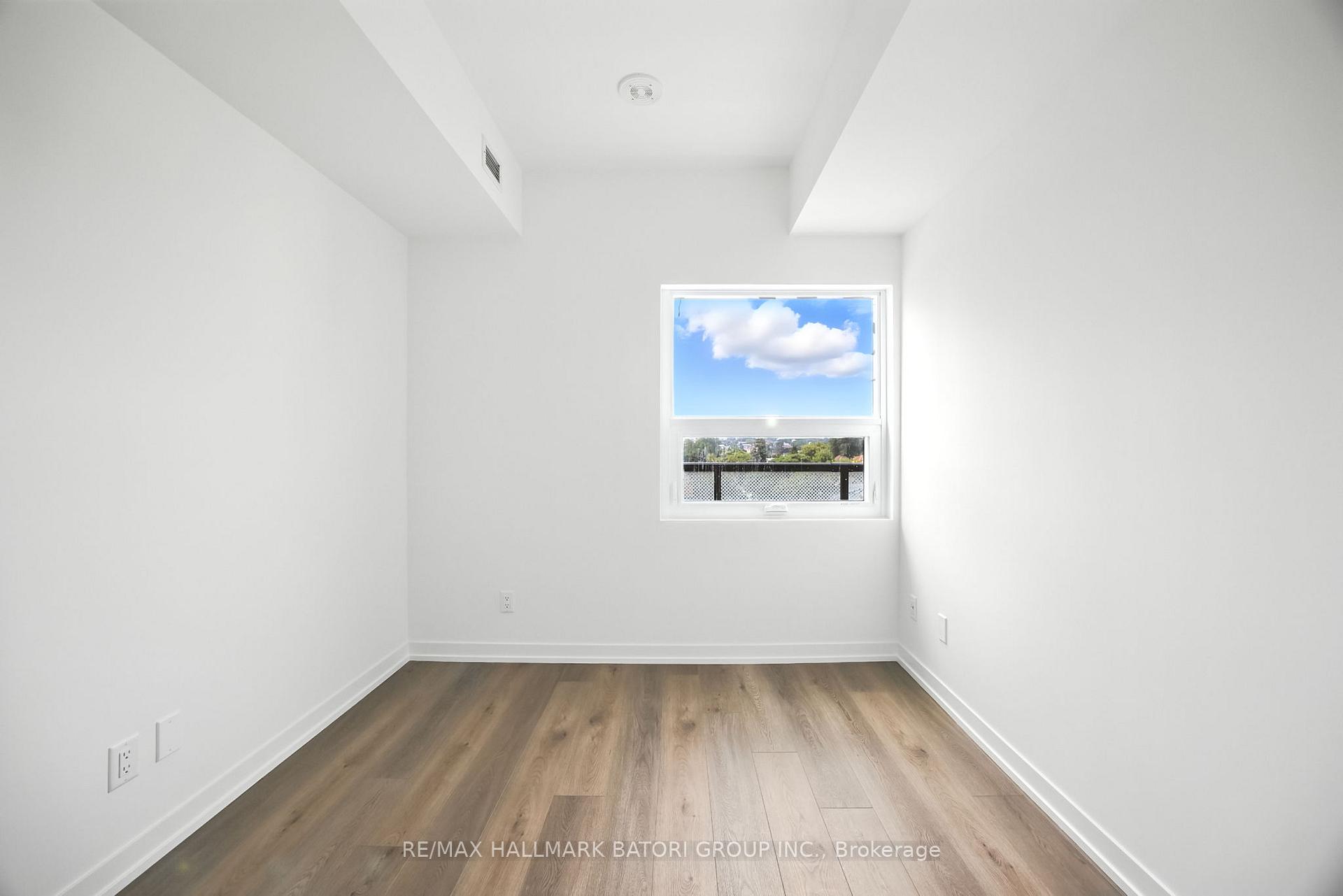 Photo 32 of Unit 801, 863 St. Clair Avenue W, Toronto, Wychwood — HOMEH