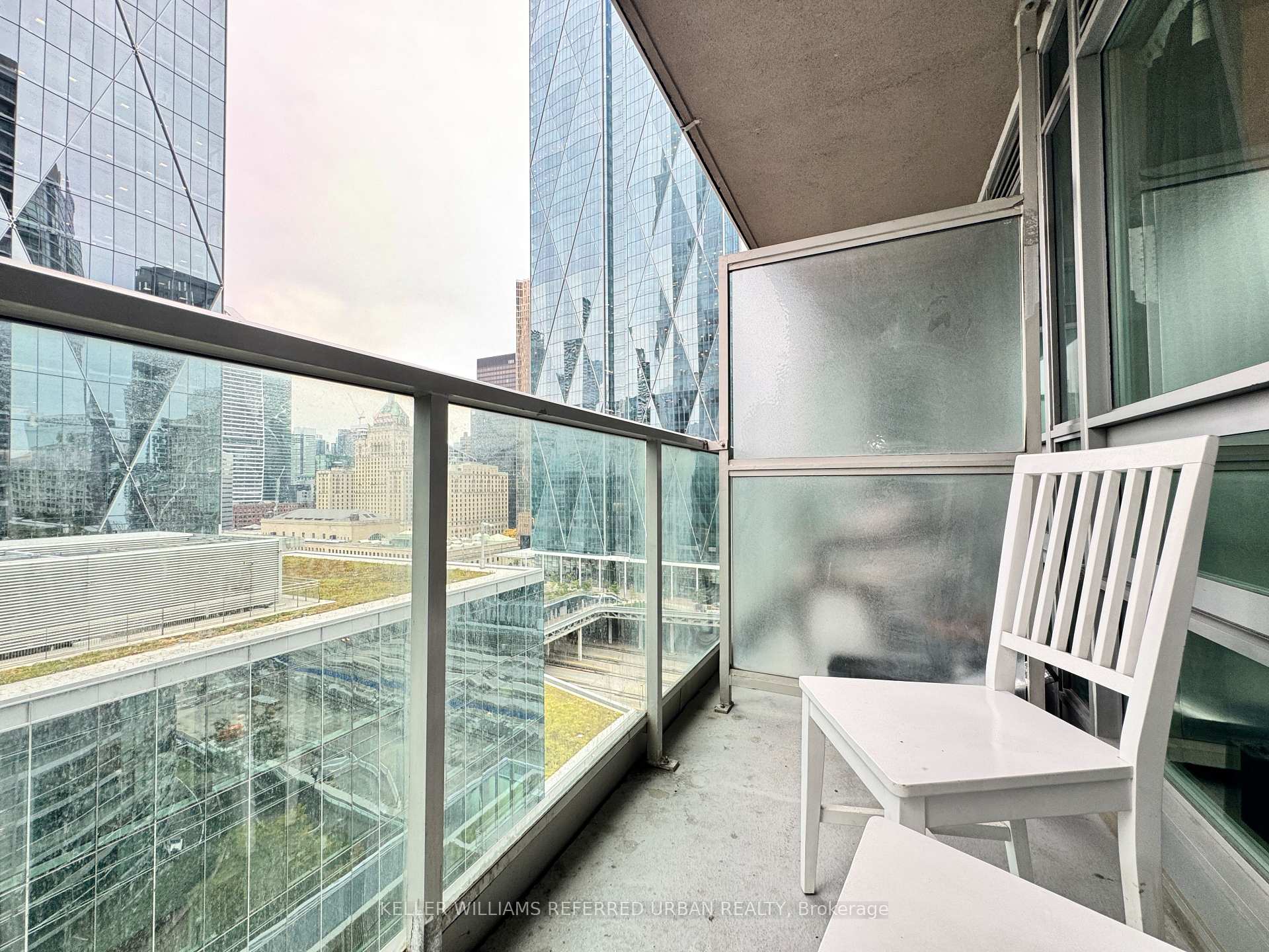 Photo 10 of Unit 1715, 18 Yonge Street, Toronto, Waterfront Communities — HOMEH