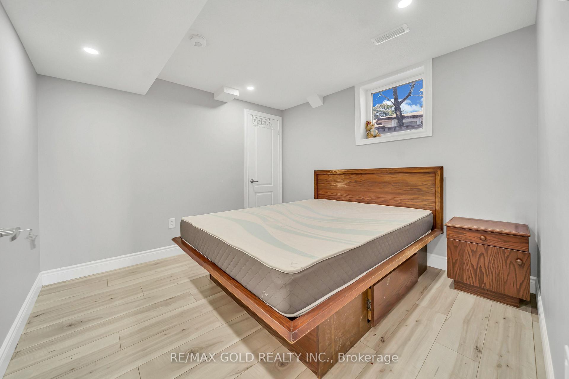 Photo 14 of Unit Basement, 70 Glenmore Crescent, Brampton, Northgate — HOMEH