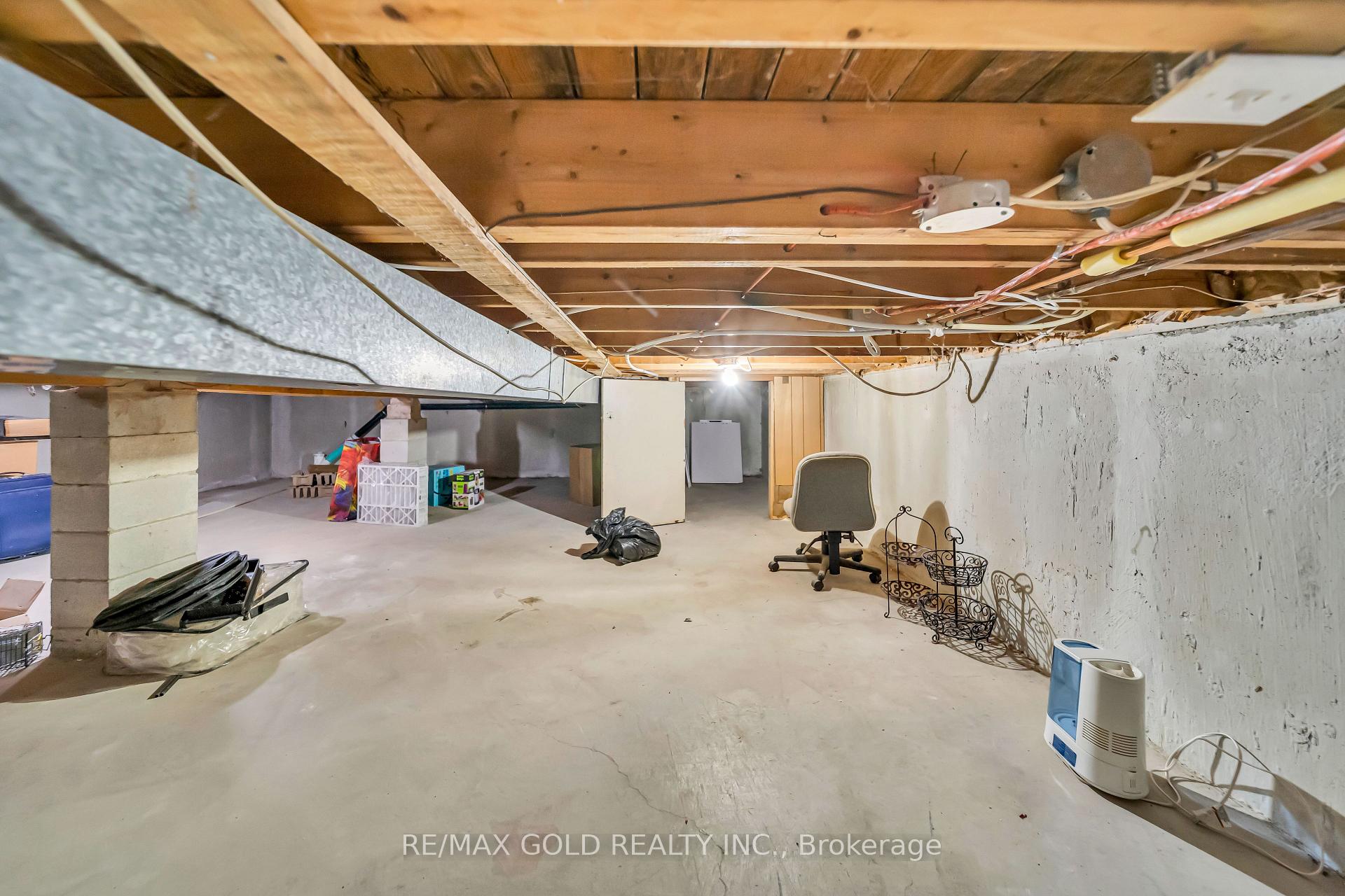 Photo 16 of Unit Basement, 70 Glenmore Crescent, Brampton, Northgate — HOMEH