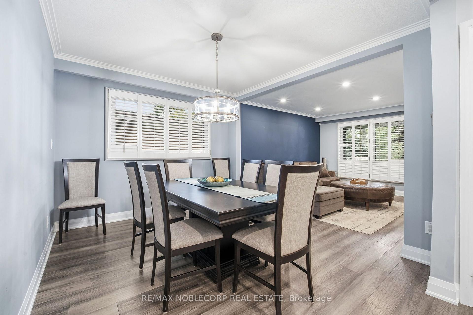 Photo 15 of 34 Ridgemount Road, Etobicoke, Humber Heights — HOMEH