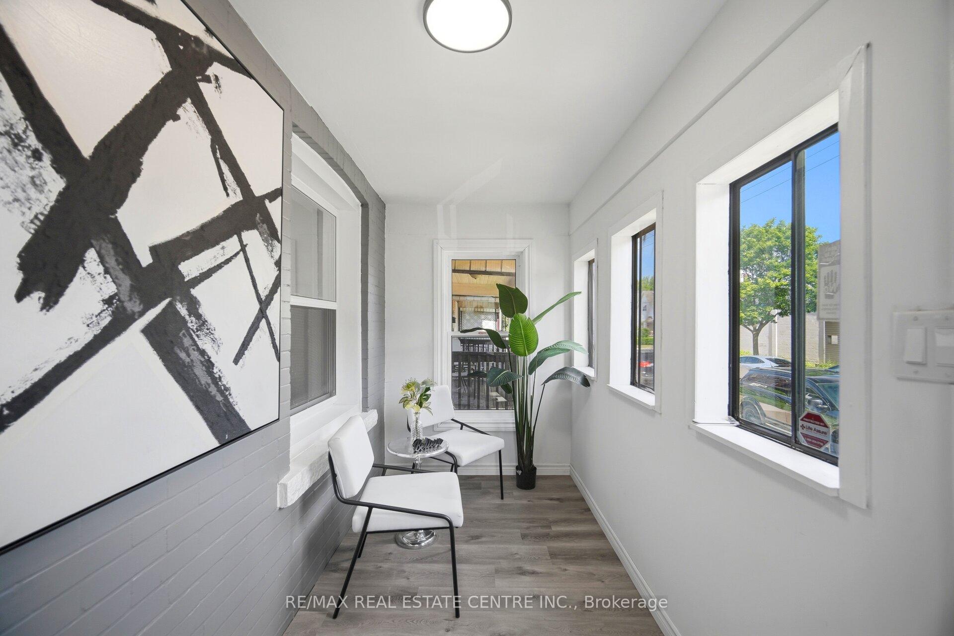 Photo 5 of 44 Gordon Street, Hamilton, Crown Point — HOMEH