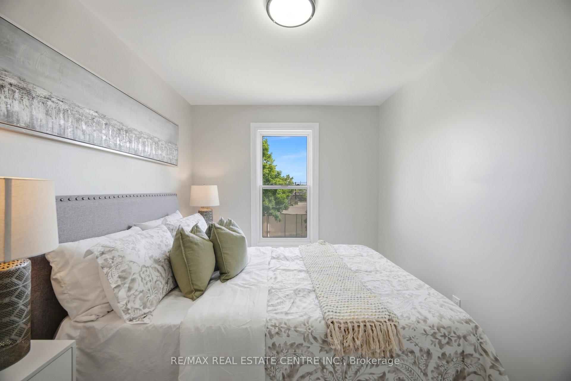 Photo 21 of 44 Gordon Street, Hamilton, Crown Point — HOMEH