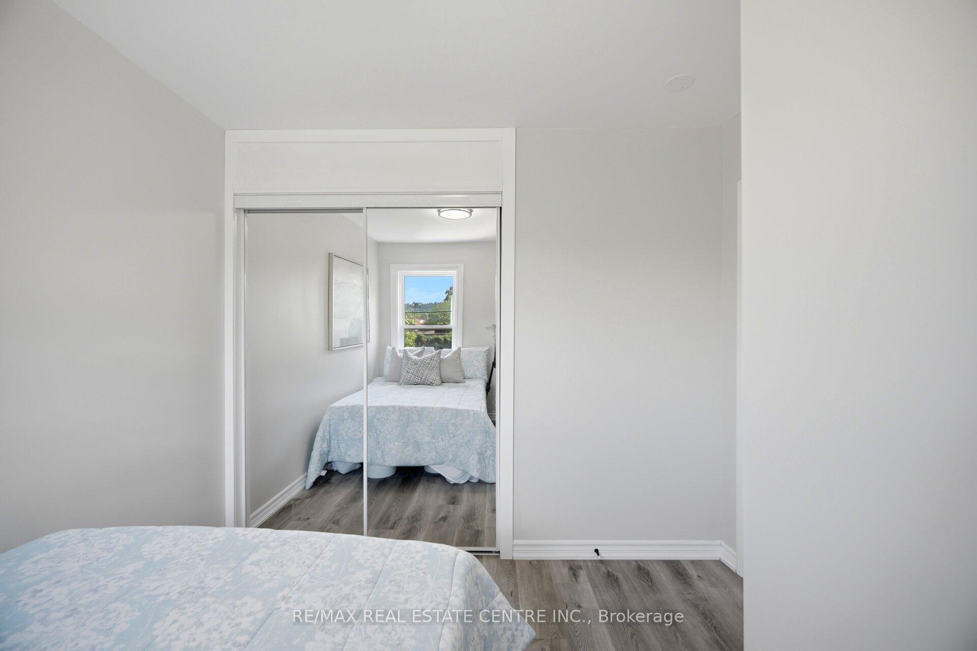 Photo 26 of 44 Gordon Street, Hamilton, Crown Point — HOMEH
