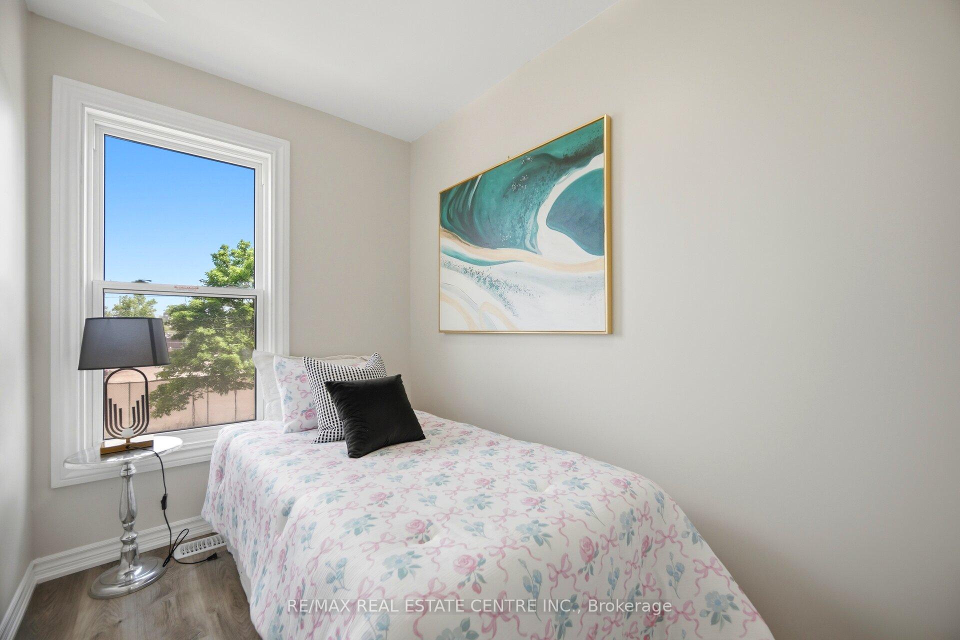 Photo 27 of 44 Gordon Street, Hamilton, Crown Point — HOMEH