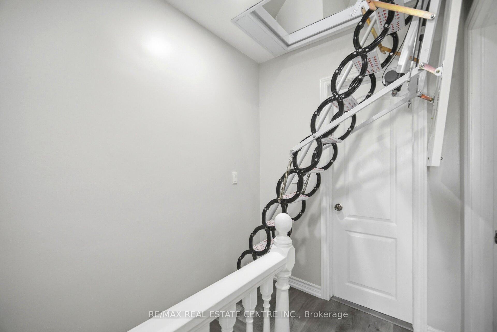 Photo 29 of 44 Gordon Street, Hamilton, Crown Point — HOMEH