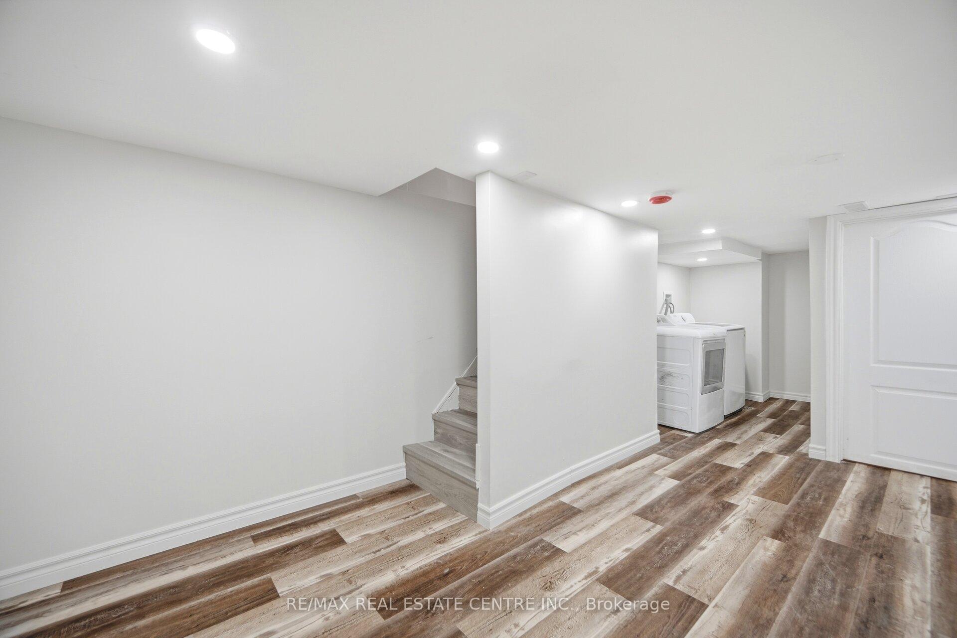 Photo 34 of 44 Gordon Street, Hamilton, Crown Point — HOMEH