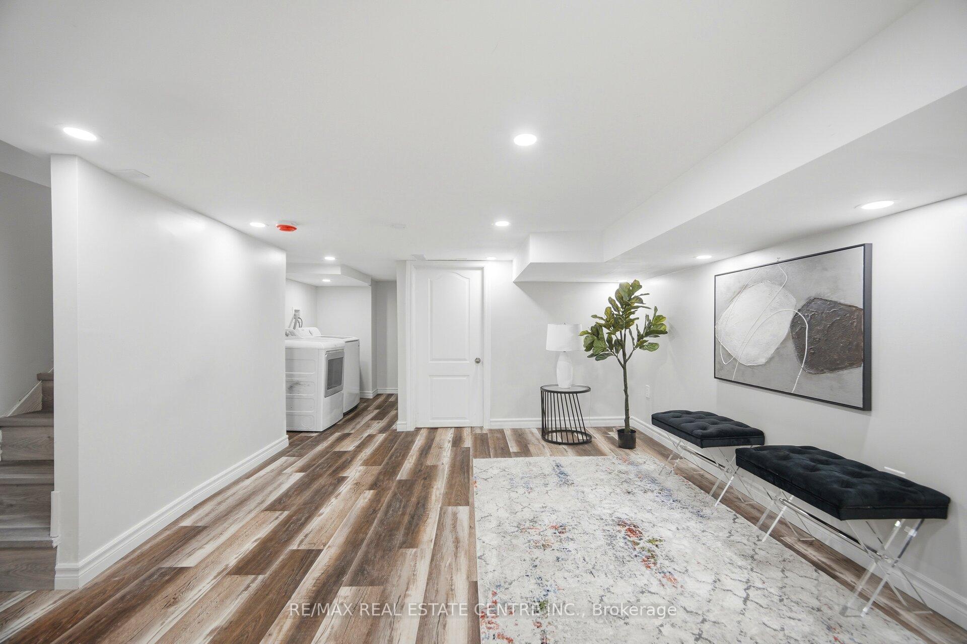 Photo 35 of 44 Gordon Street, Hamilton, Crown Point — HOMEH