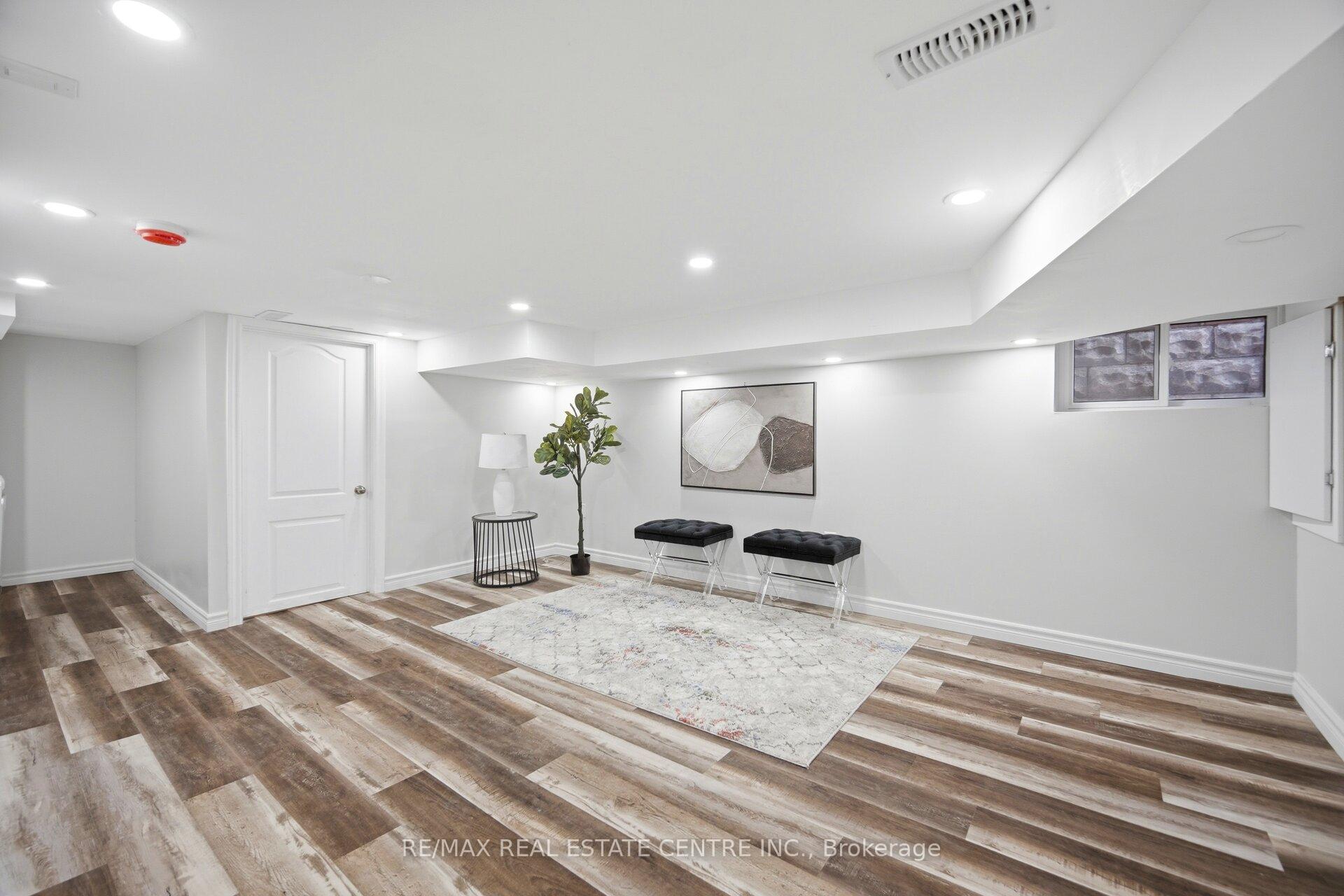 Photo 37 of 44 Gordon Street, Hamilton, Crown Point — HOMEH