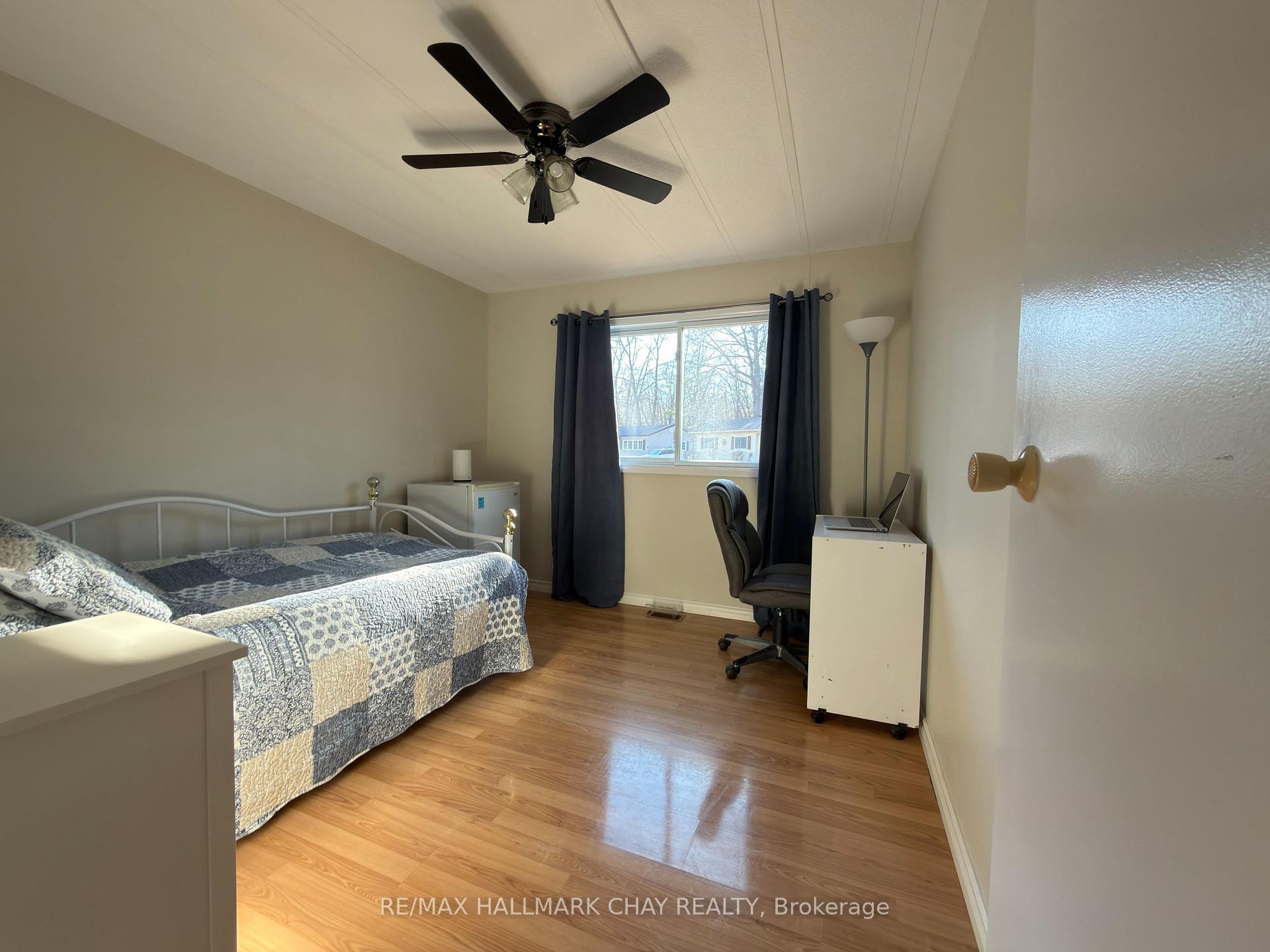 Photo 20 of 13 Carruthers Street N, Wasaga Beach — HOMEH