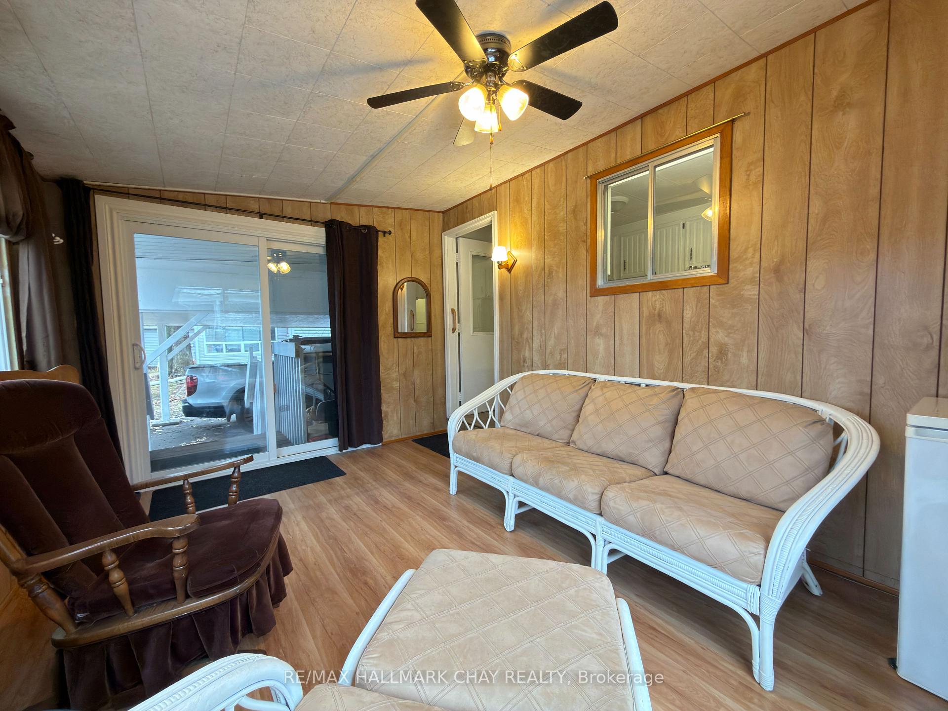 Photo 25 of 13 Carruthers Street N, Wasaga Beach — HOMEH