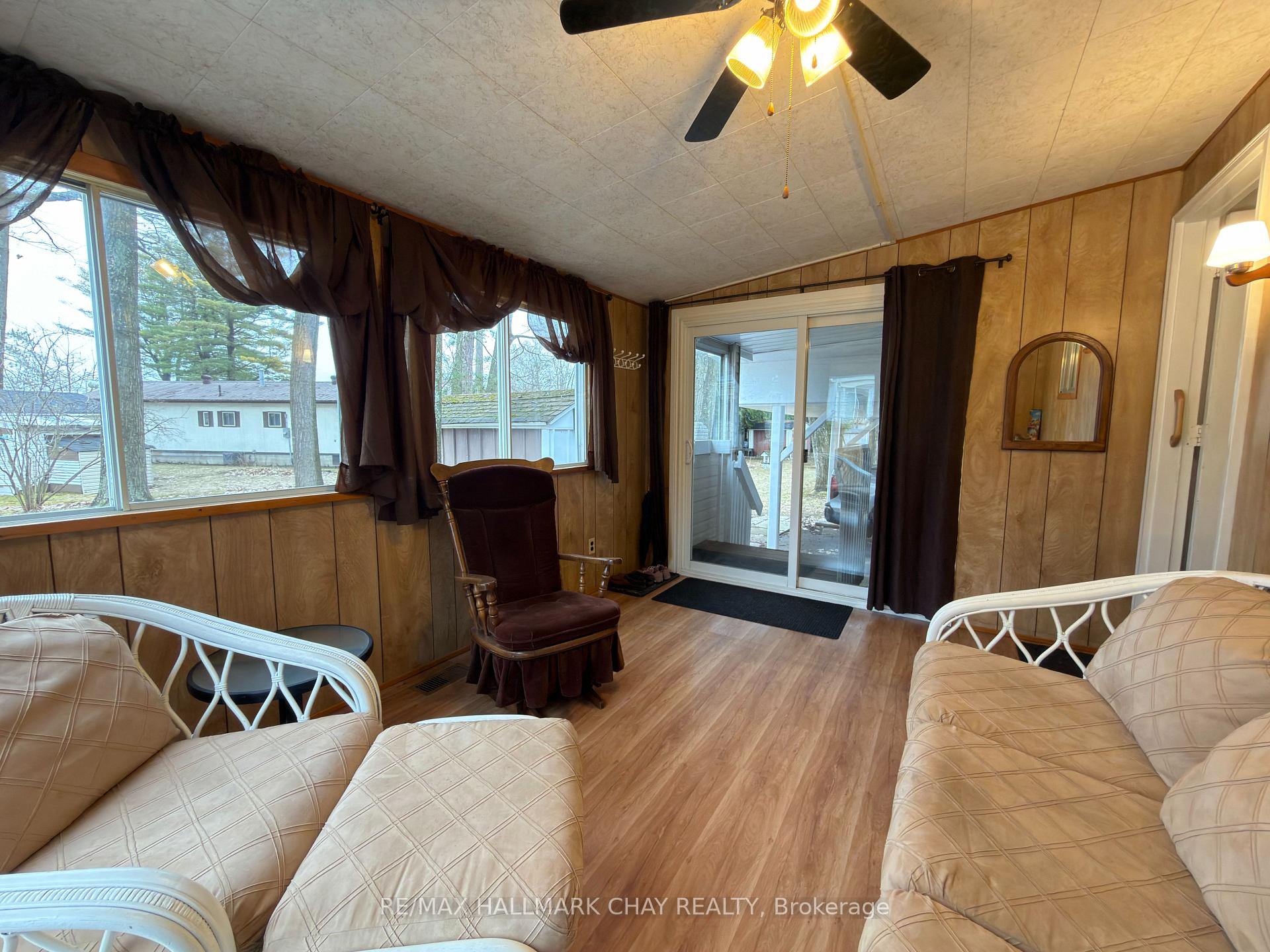 Photo 26 of 13 Carruthers Street N, Wasaga Beach — HOMEH