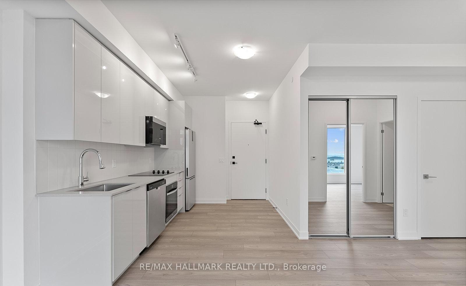 Photo 12 of Unit 1719, 10 Abeja Street, Vaughan, Concord — HOMEH