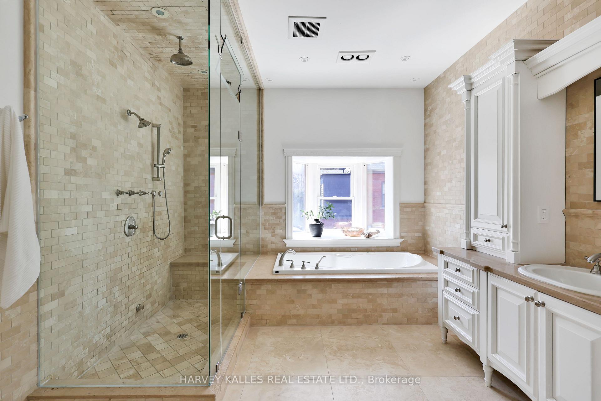 Photo 32 of 140 Bedford Road, Toronto, The Annex — HOMEH
