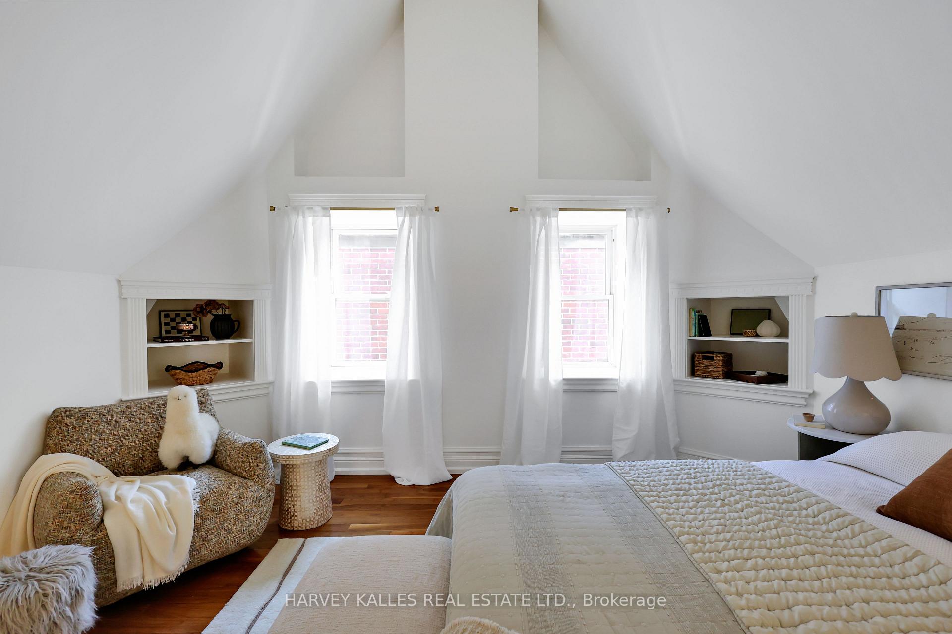 Photo 36 of 140 Bedford Road, Toronto, The Annex — HOMEH