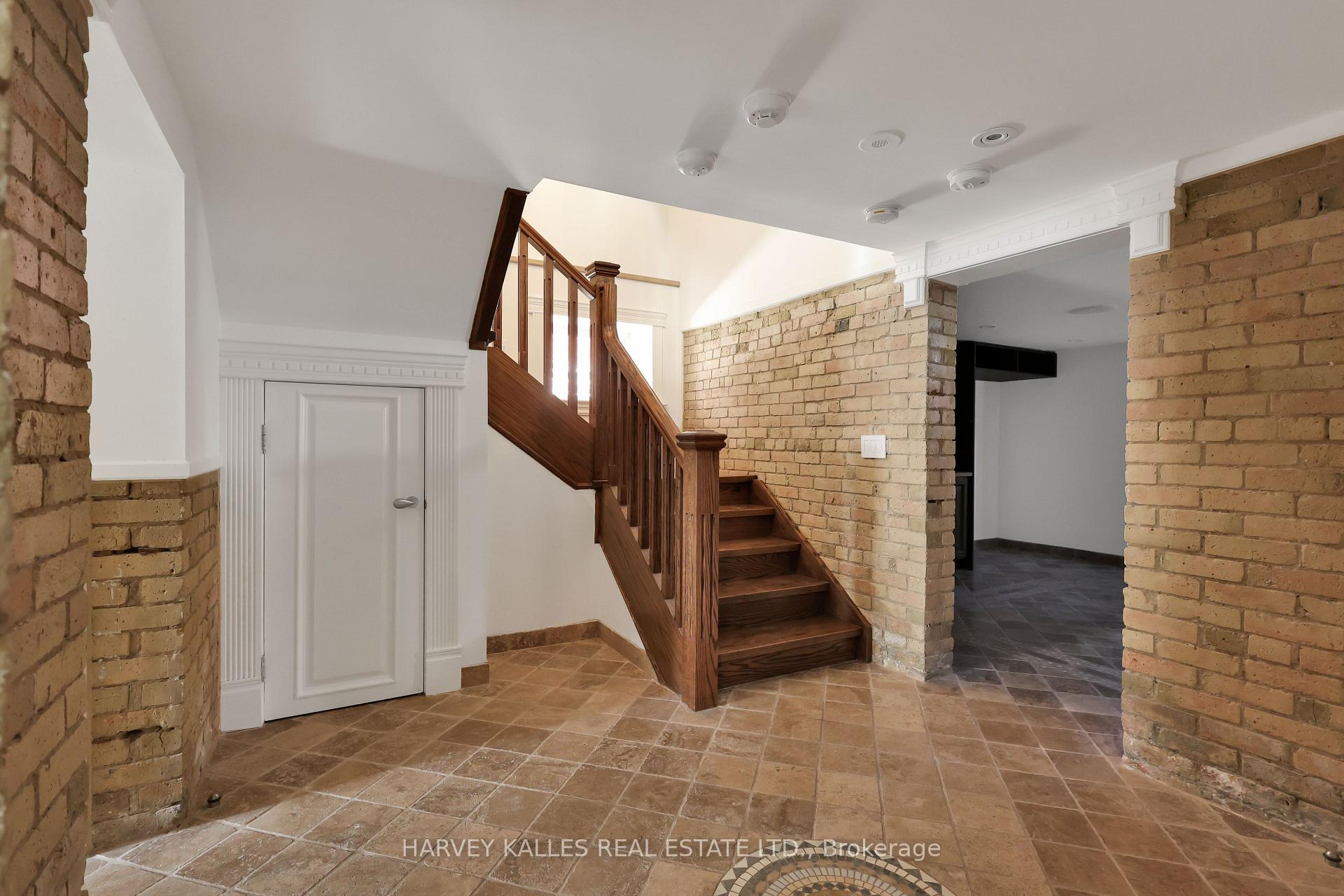 Photo 42 of 140 Bedford Road, Toronto, The Annex — HOMEH