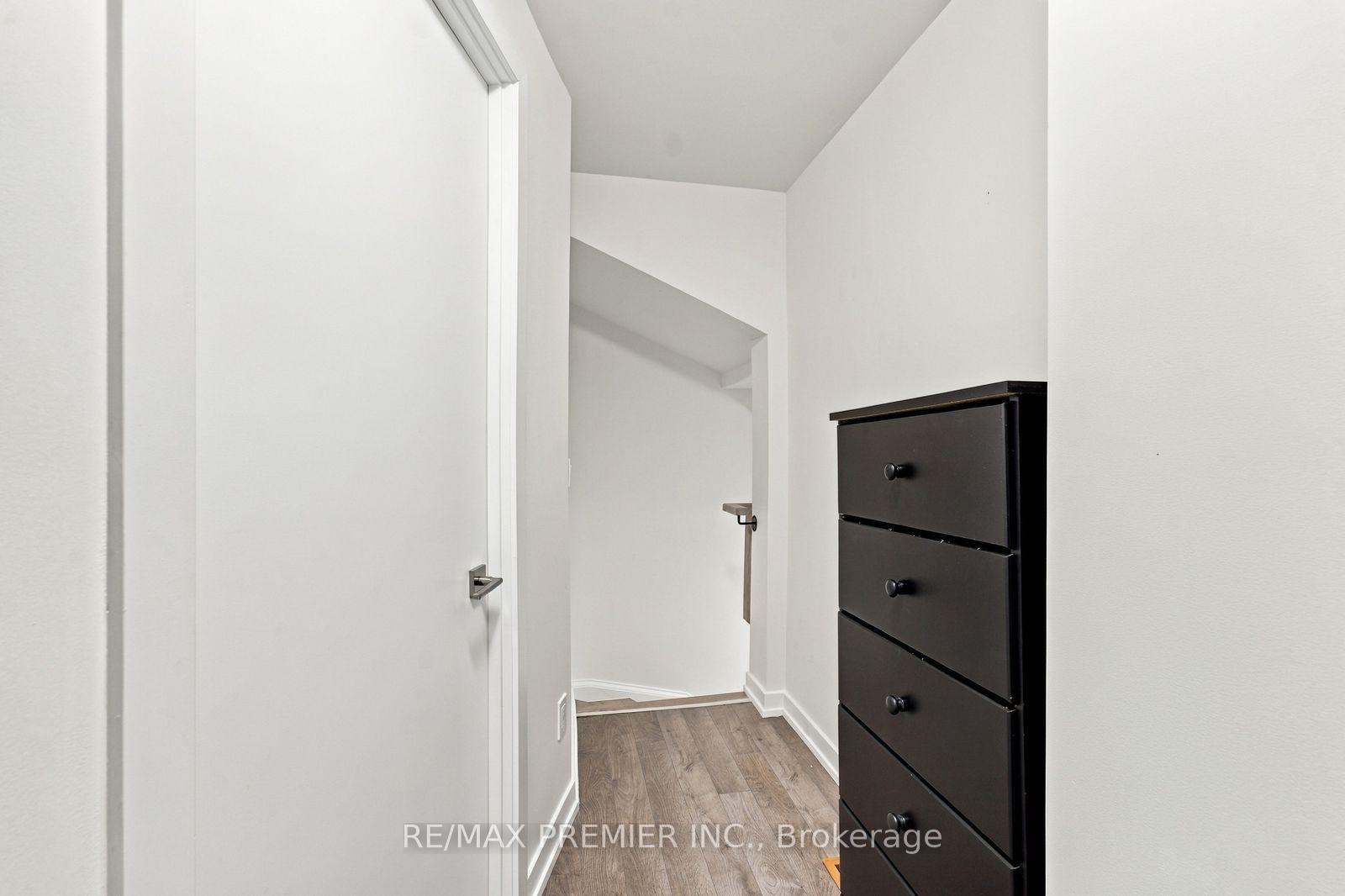 Photo 23 of Unit 102, 8 Walder Lane, Richmond Hill, Rural Richmond Hill — HOMEH