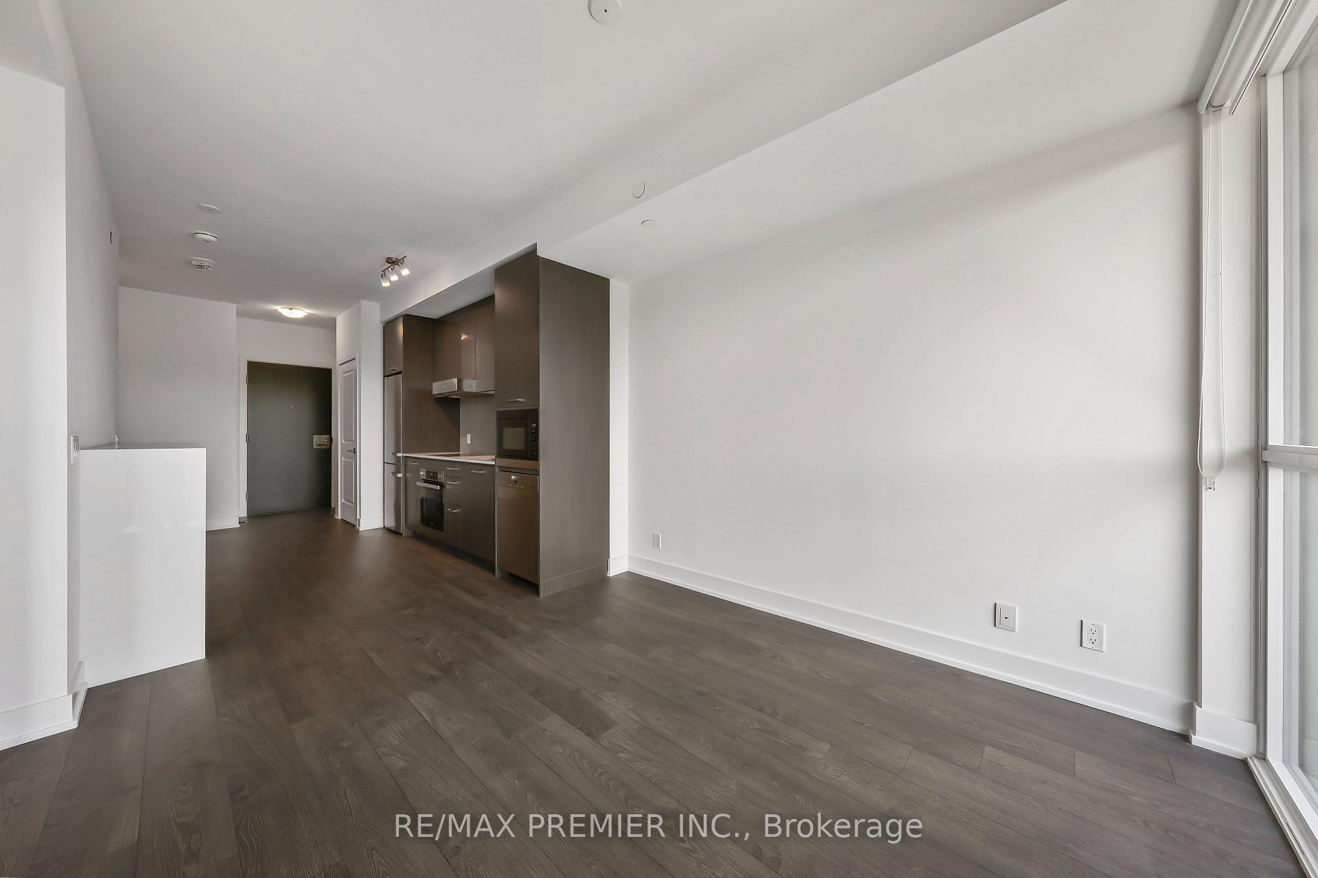 Photo 12 of Unit 503, 11 Lillian Street, Toronto, Mount Pleasant West — HOMEH