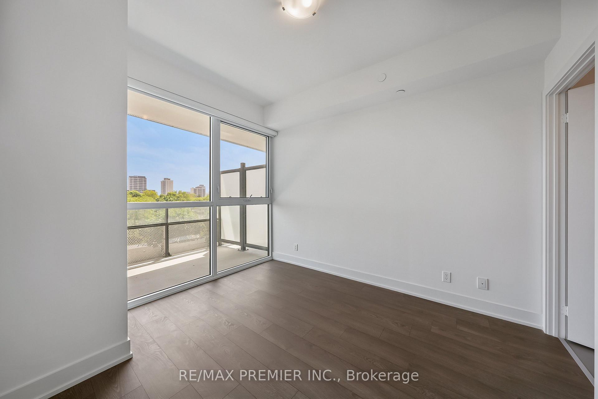 Photo 14 of Unit 503, 11 Lillian Street, Toronto, Mount Pleasant West — HOMEH