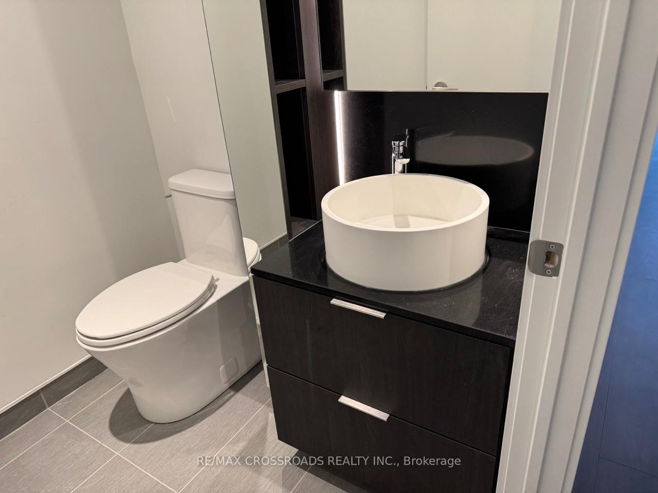Photo 11 of Unit 612, 28 Ann Street, Mississauga, Port Credit — HOMEH