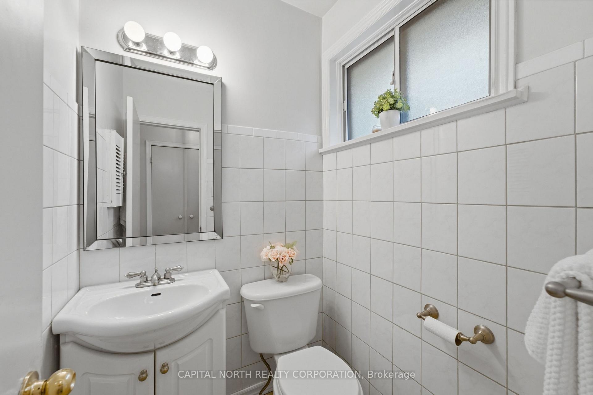 Photo 19 of 116 Exbury Road, North York, Downsview-Roding-CFB — HOMEH