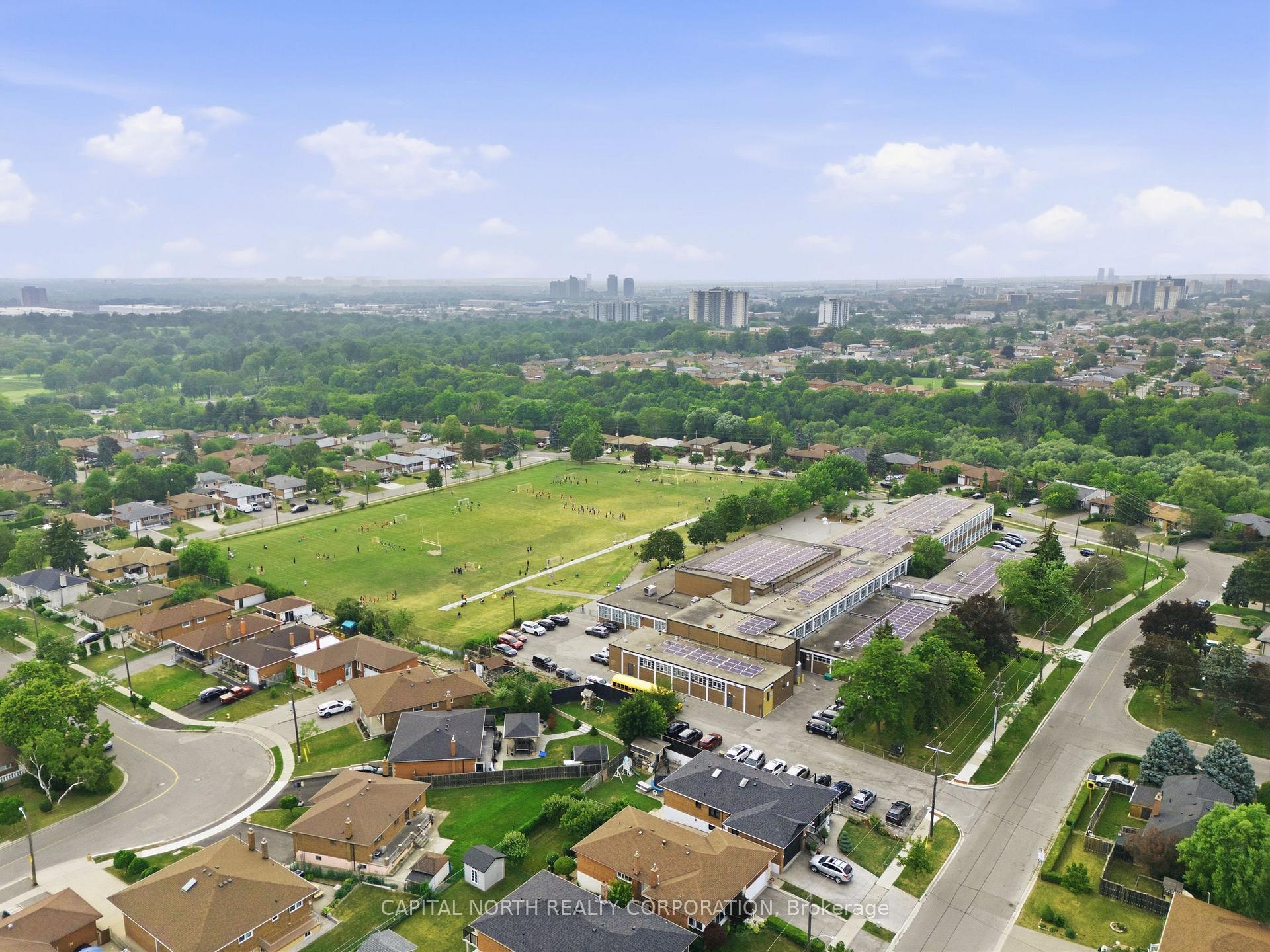Photo 49 of 116 Exbury Road, North York, Downsview-Roding-CFB — HOMEH