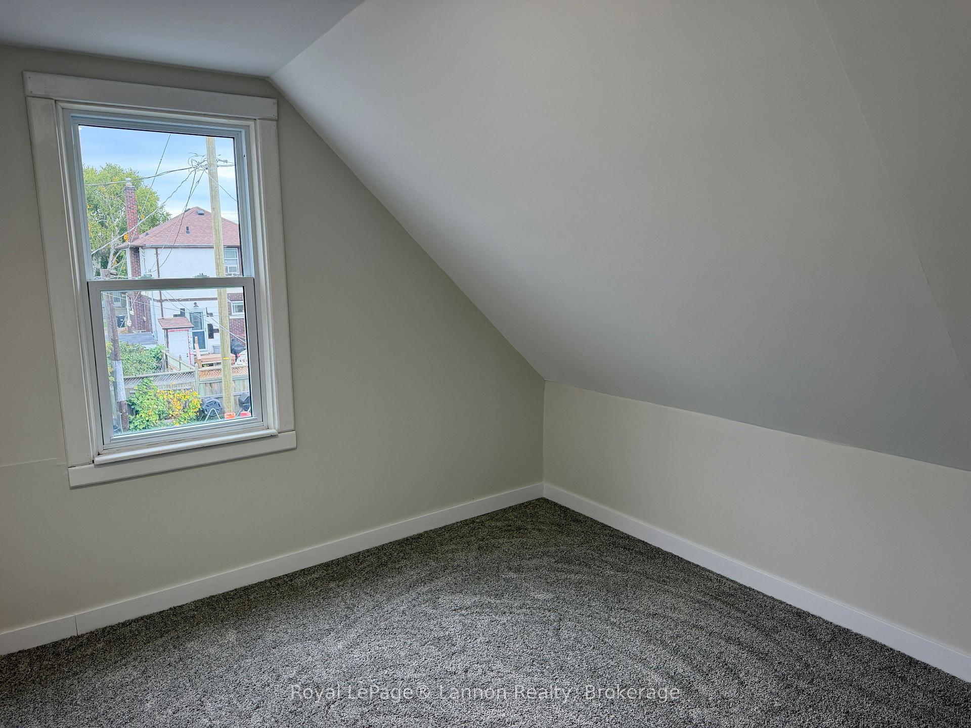 Photo 13 of 224 Mckellar Street S, Thunder Bay, McKeller Park — HOMEH