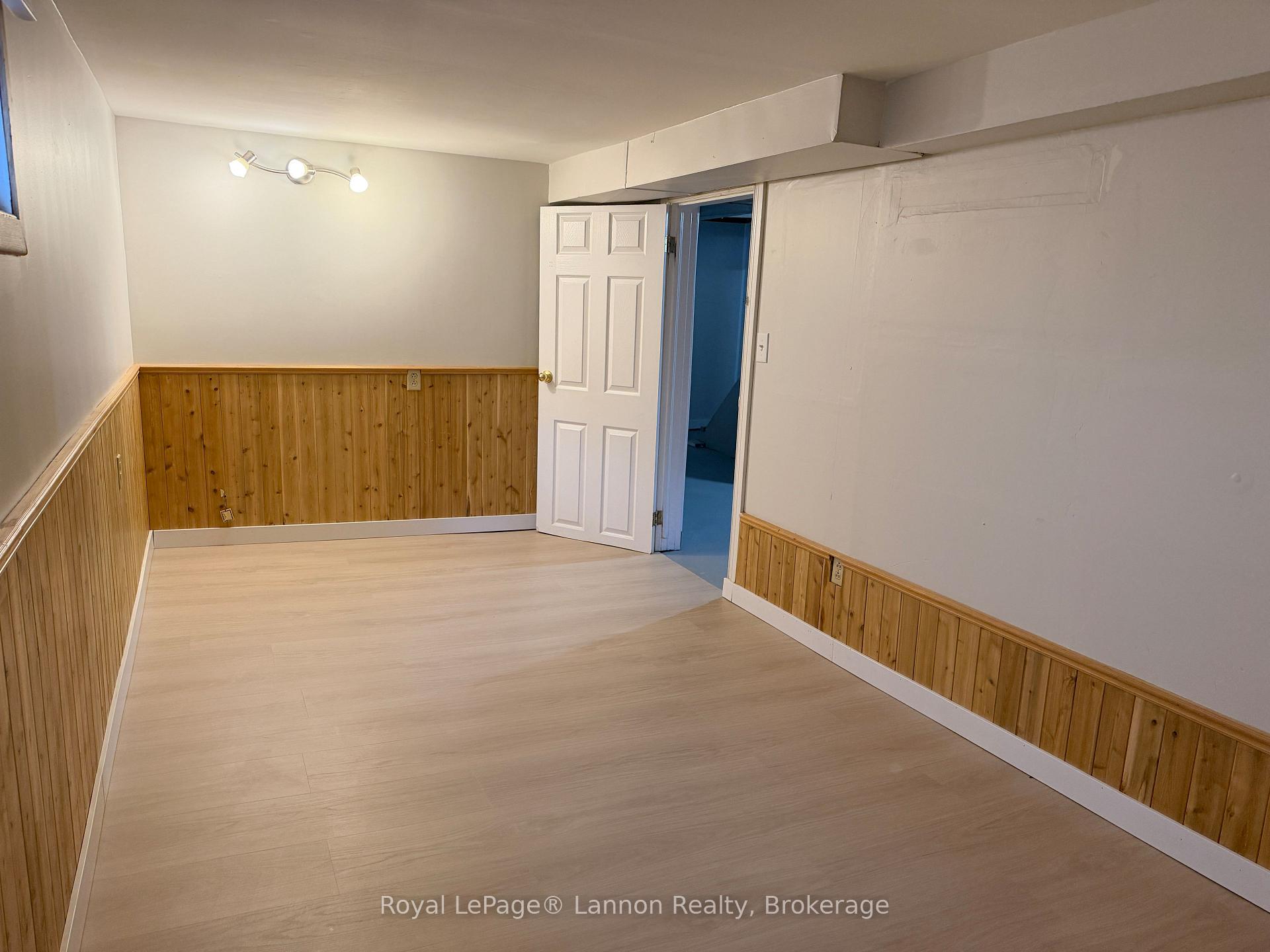 Photo 20 of 224 Mckellar Street S, Thunder Bay, McKeller Park — HOMEH