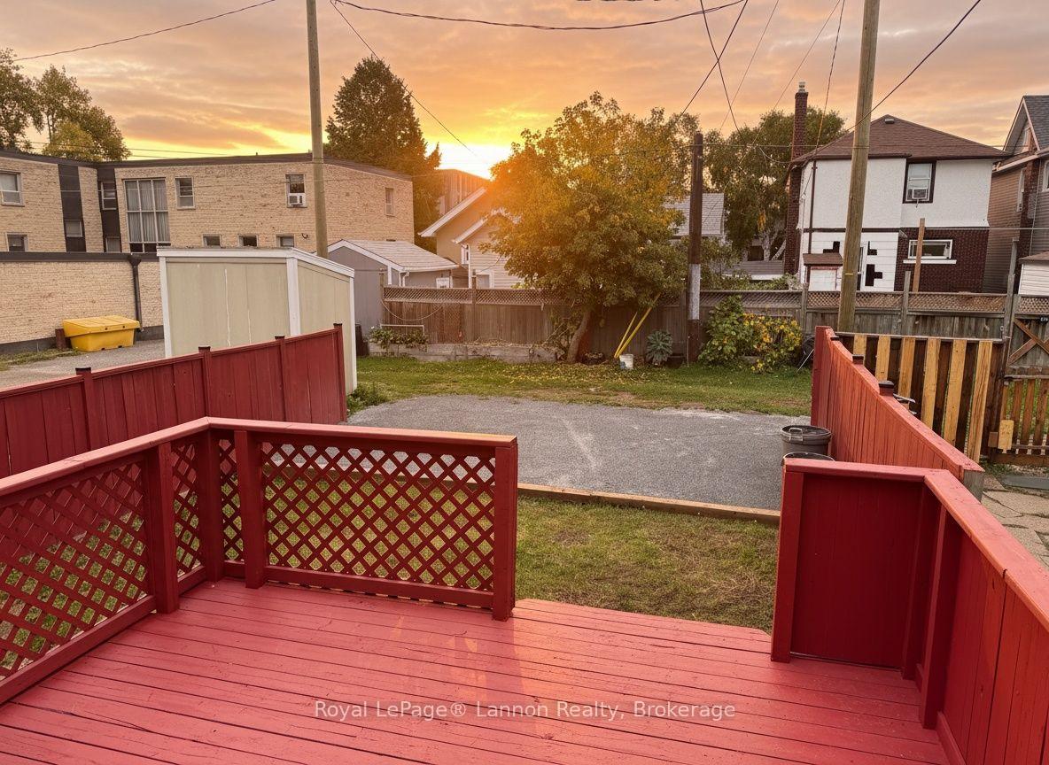 Photo 23 of 224 Mckellar Street S, Thunder Bay, McKeller Park — HOMEH