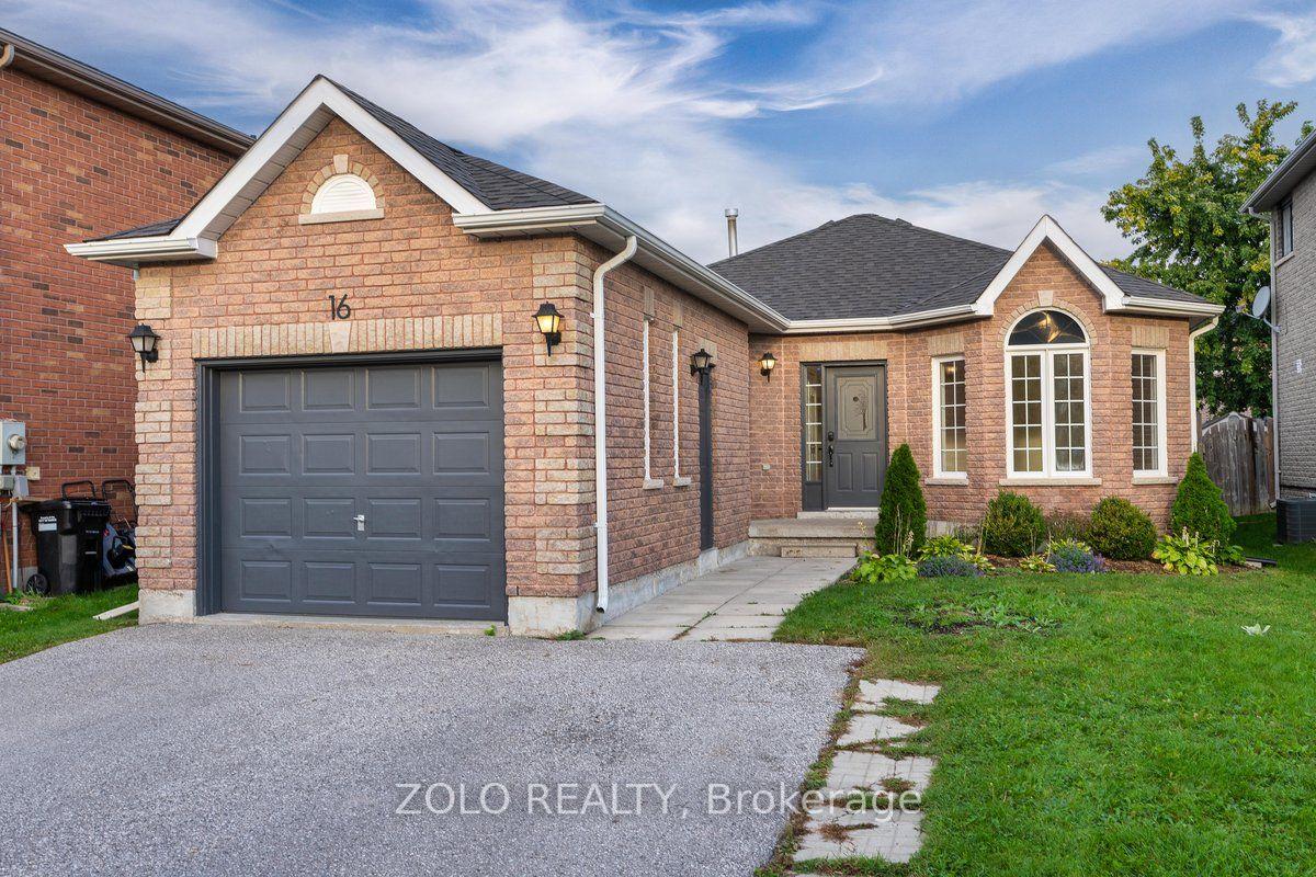 Photo 2 of 16 Esther Drive, Barrie, Painswick South — HOMEH