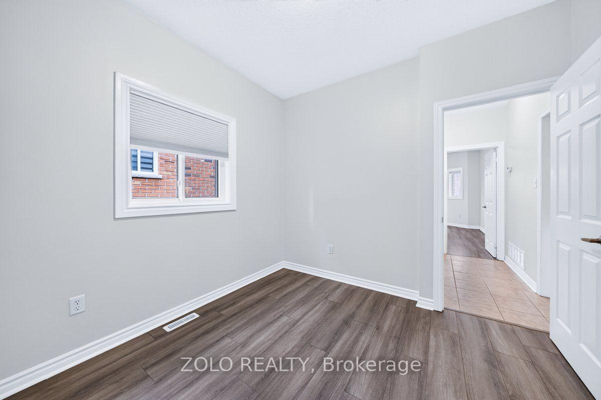 Photo 12 of 16 Esther Drive, Barrie, Painswick South — HOMEH