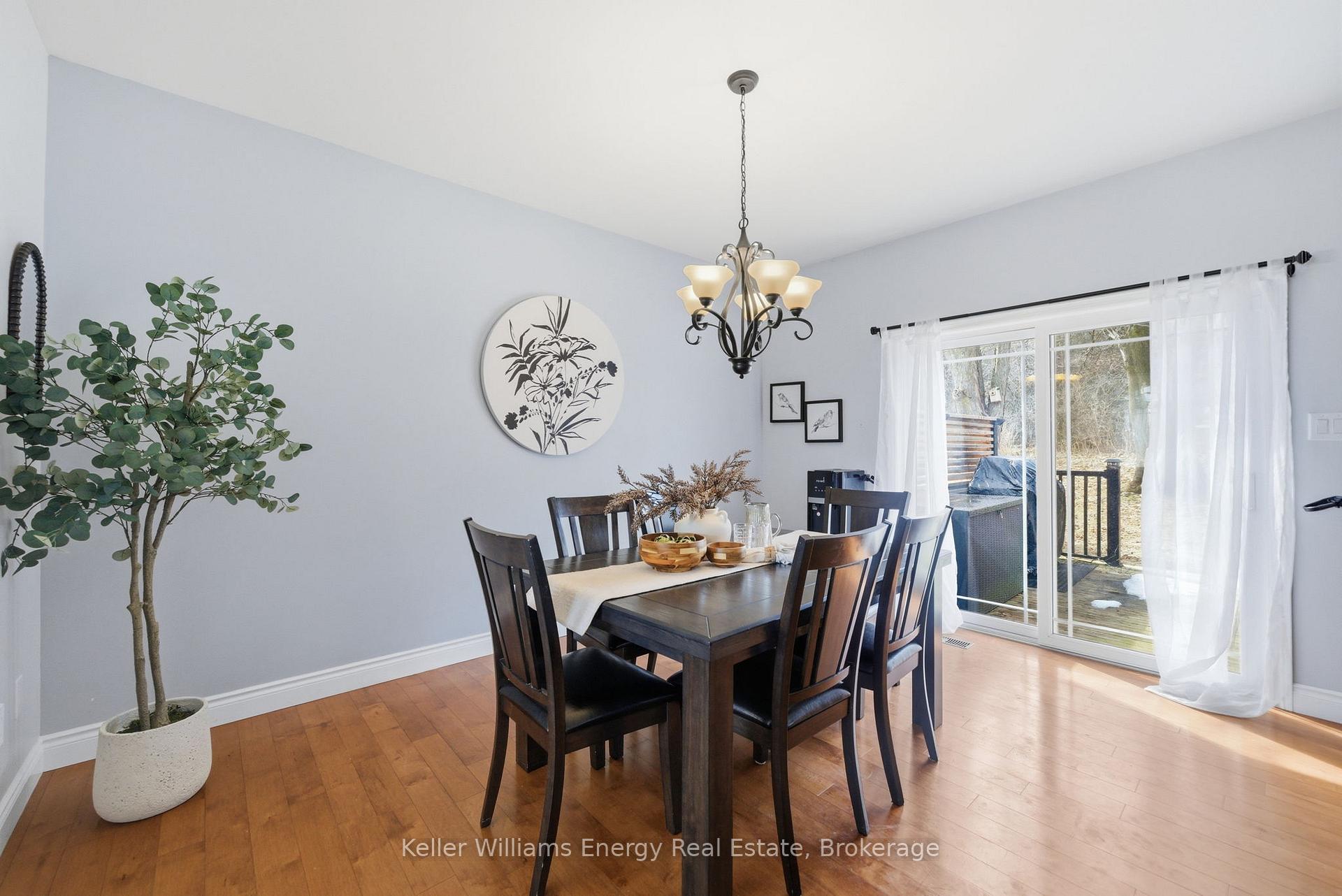 Photo 6 of 332 Carnegie Beach Road, Scugog, Rural Scugog — HOMEH