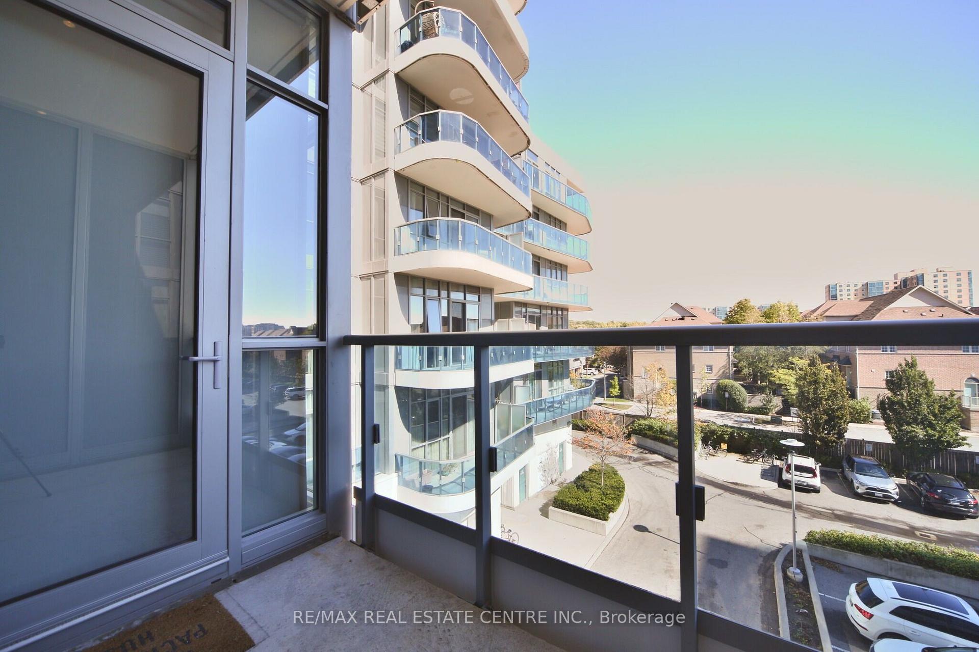 Photo 14 of Unit 315, 9471 Yonge Street, Richmond Hill, Observatory — HOMEH