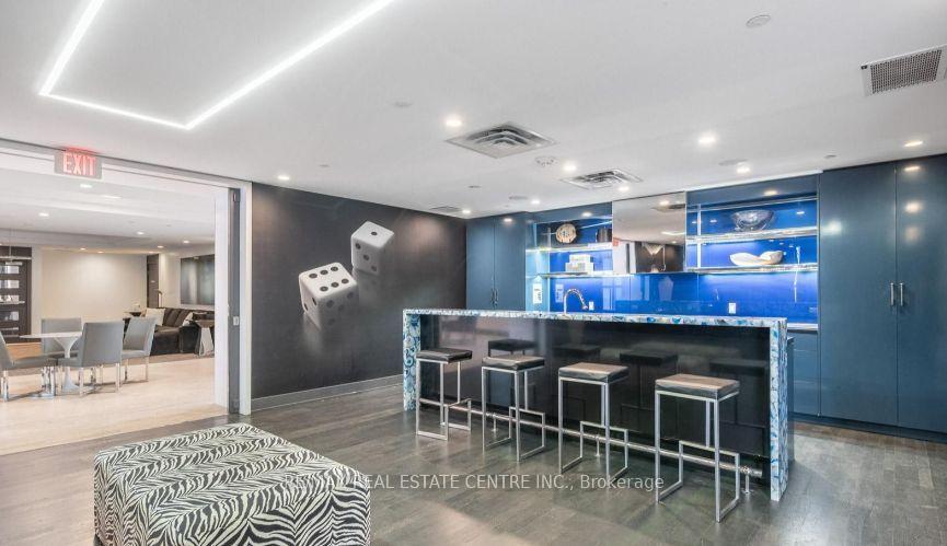 Photo 22 of Unit 315, 9471 Yonge Street, Richmond Hill, Observatory — HOMEH