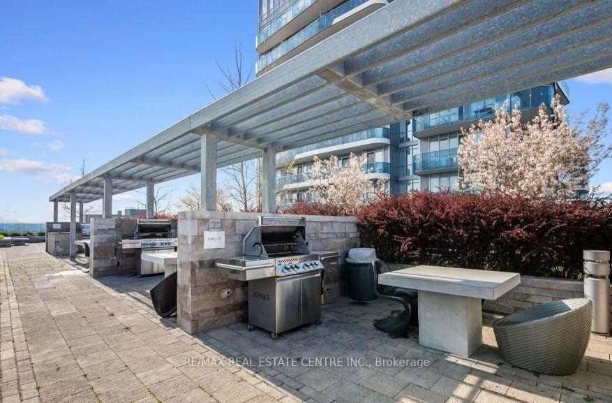 Photo 23 of Unit 315, 9471 Yonge Street, Richmond Hill, Observatory — HOMEH