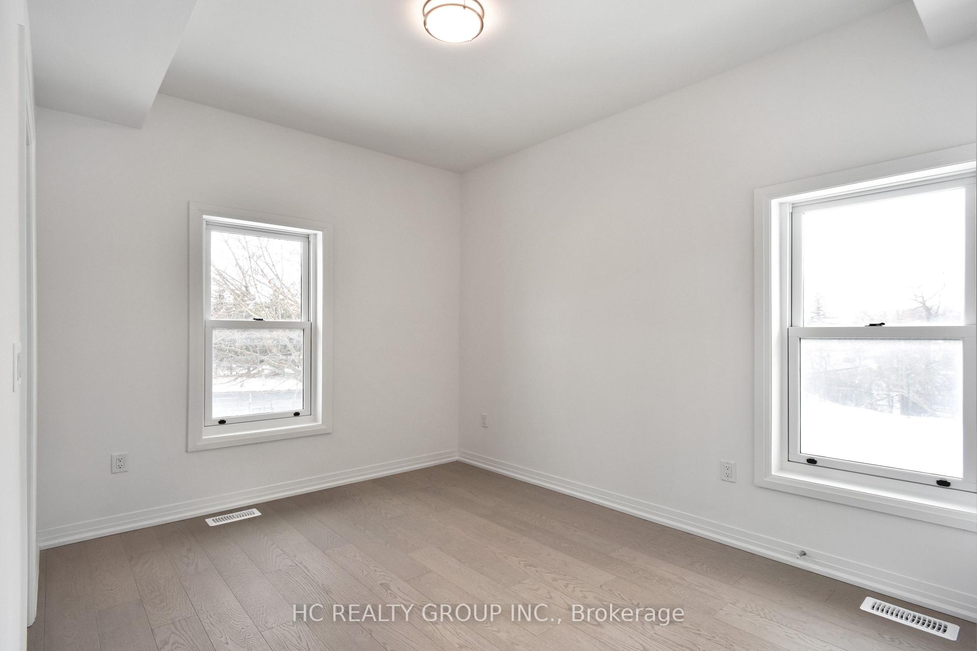 Photo 9 of 2 Yans Way, Markham, Buttonville — HOMEH