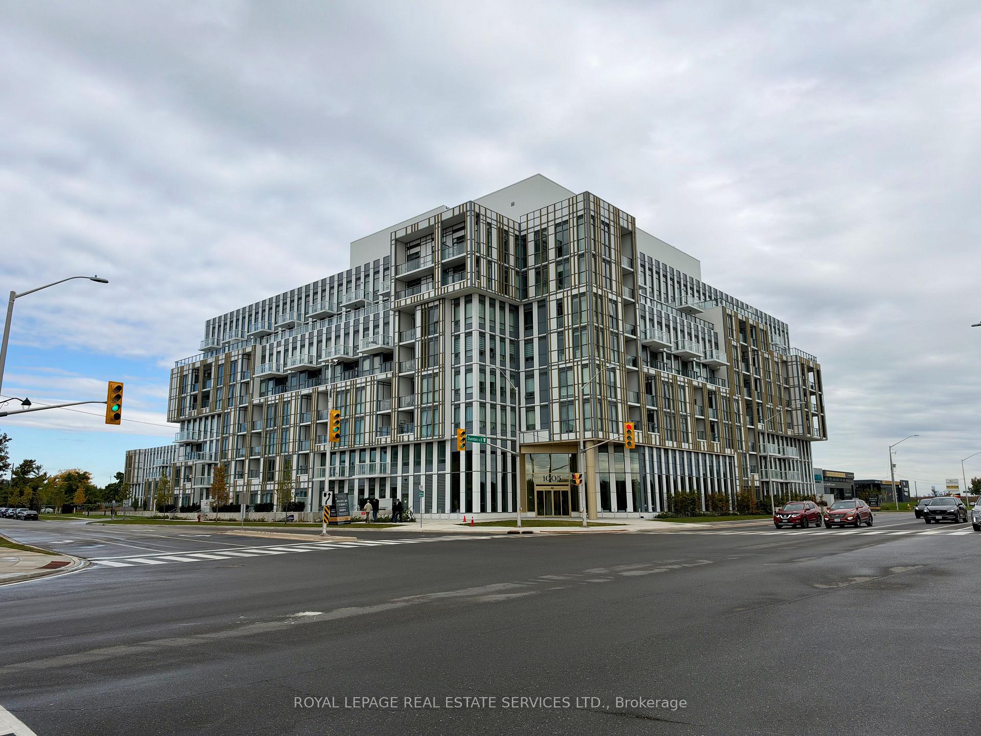 Photo 2 of Unit 608, 1005 Dundas Street E, Oakville, Joshua Meadows — HOMEH