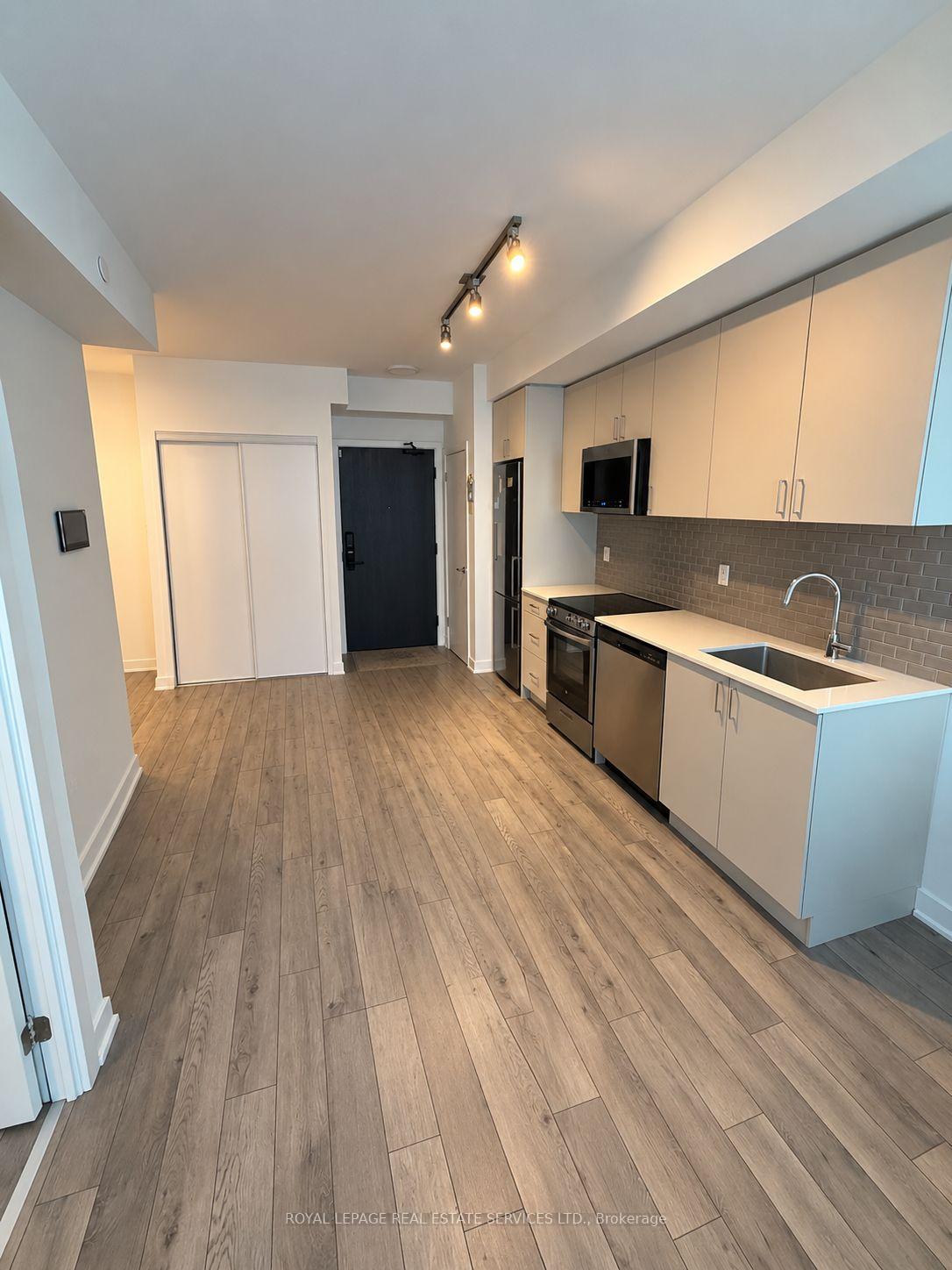 Photo 13 of Unit 608, 1005 Dundas Street E, Oakville, Joshua Meadows — HOMEH