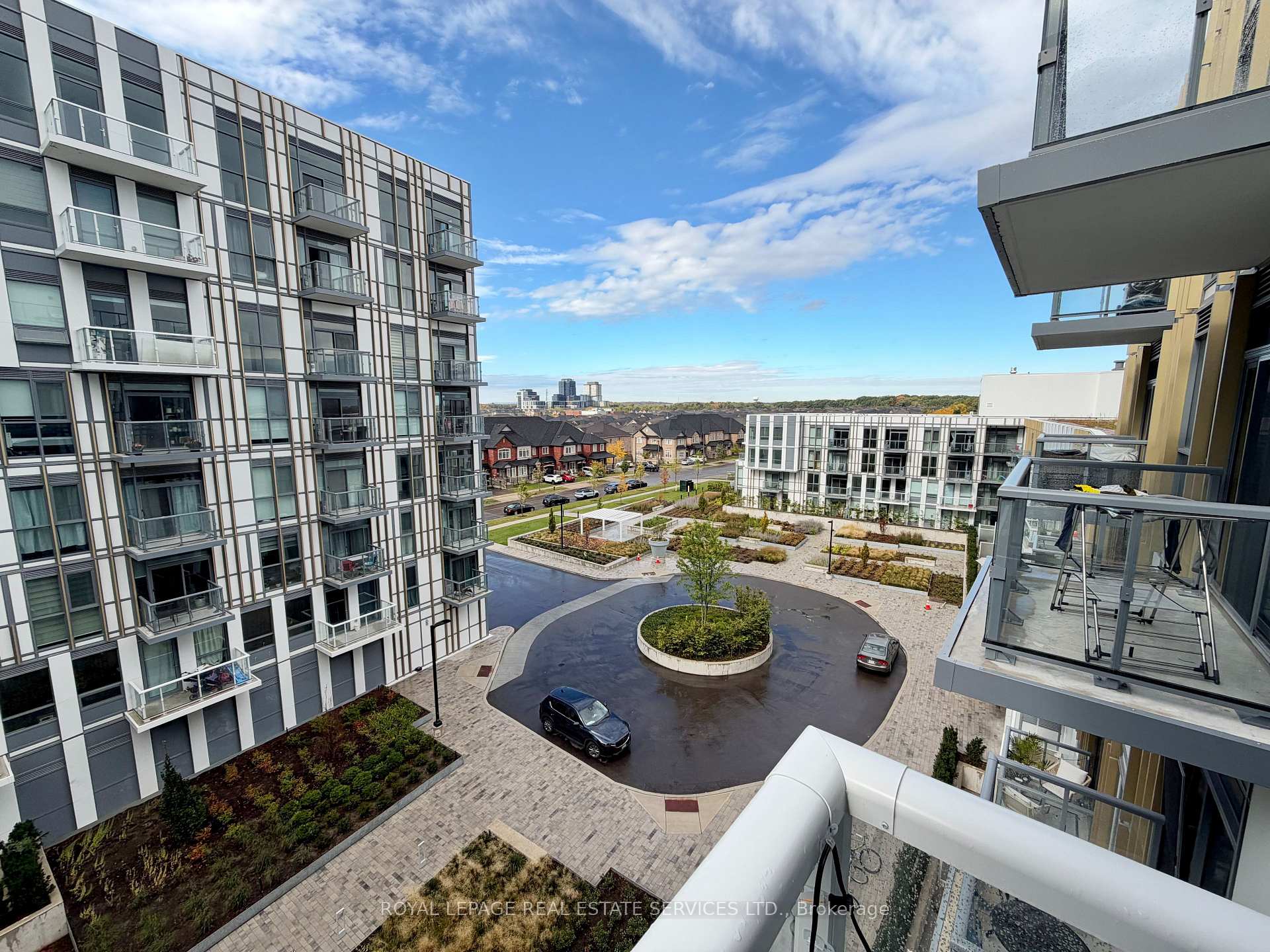 Photo 16 of Unit 608, 1005 Dundas Street E, Oakville, Joshua Meadows — HOMEH