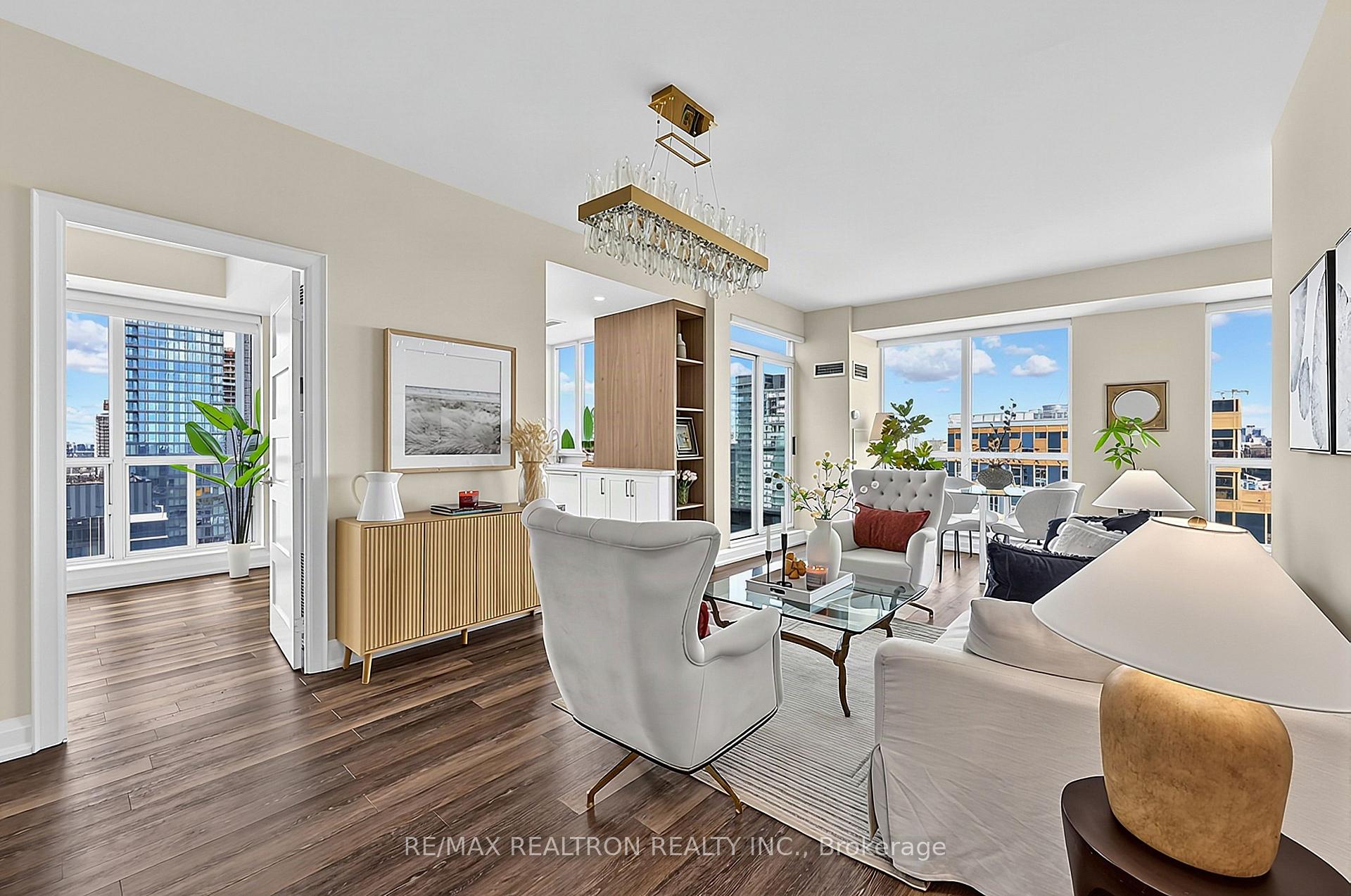 Photo 3 of Unit PH3802, 8 Park Road, Toronto, Rosedale-Moore Park — HOMEH
