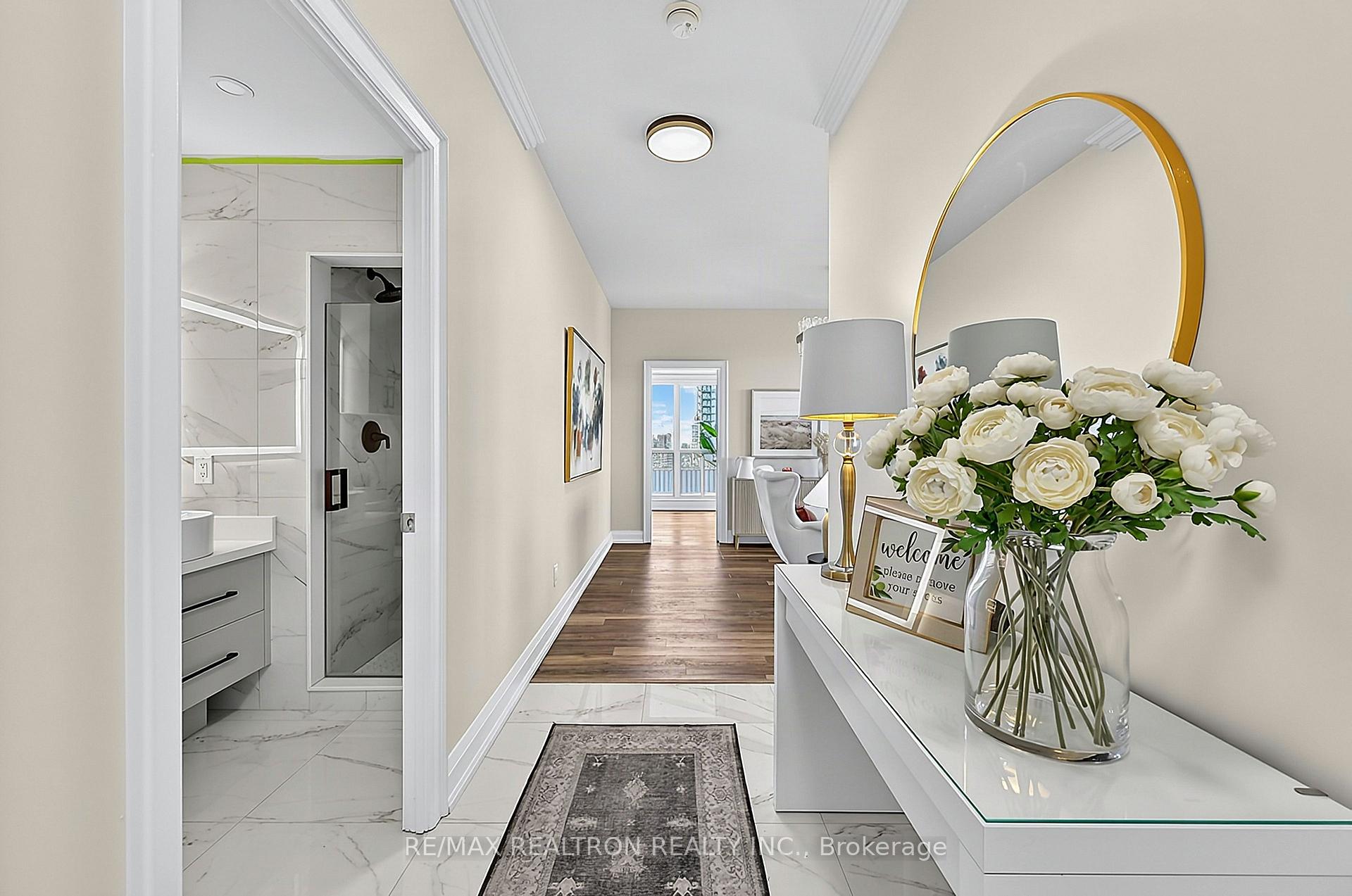 Photo 6 of Unit PH3802, 8 Park Road, Toronto, Rosedale-Moore Park — HOMEH