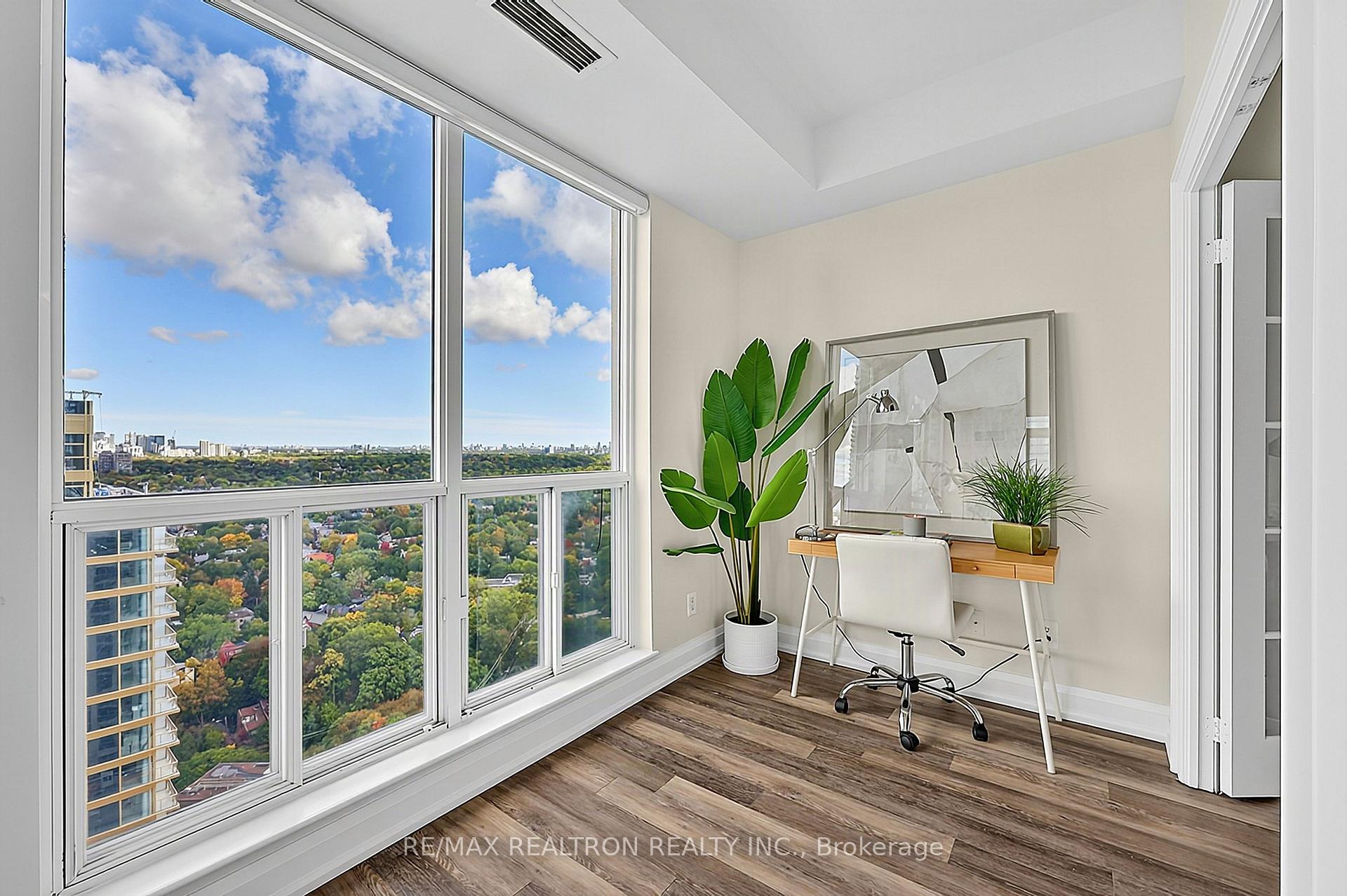 Photo 27 of Unit PH3802, 8 Park Road, Toronto, Rosedale-Moore Park — HOMEH