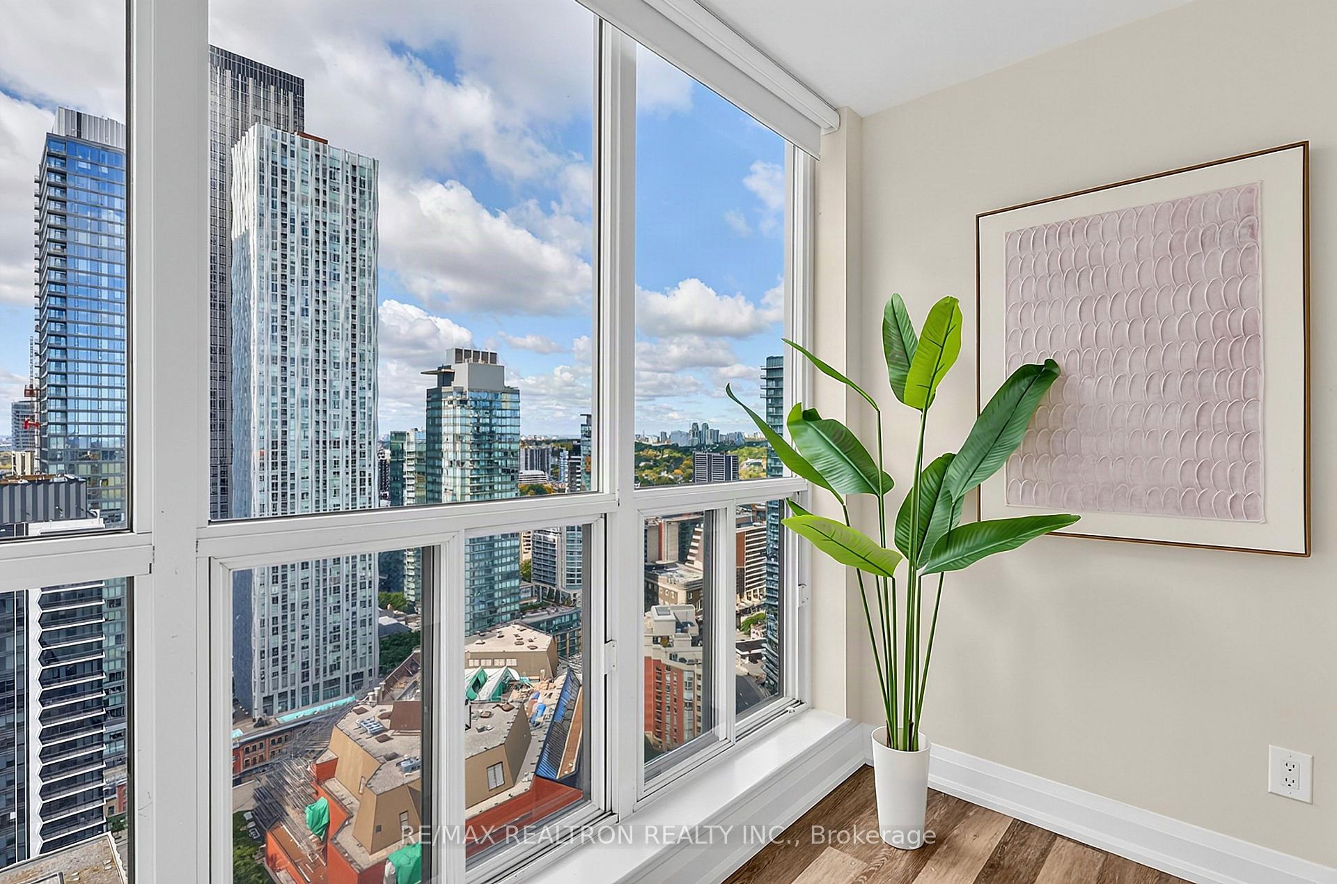 Photo 41 of Unit PH3802, 8 Park Road, Toronto, Rosedale-Moore Park — HOMEH