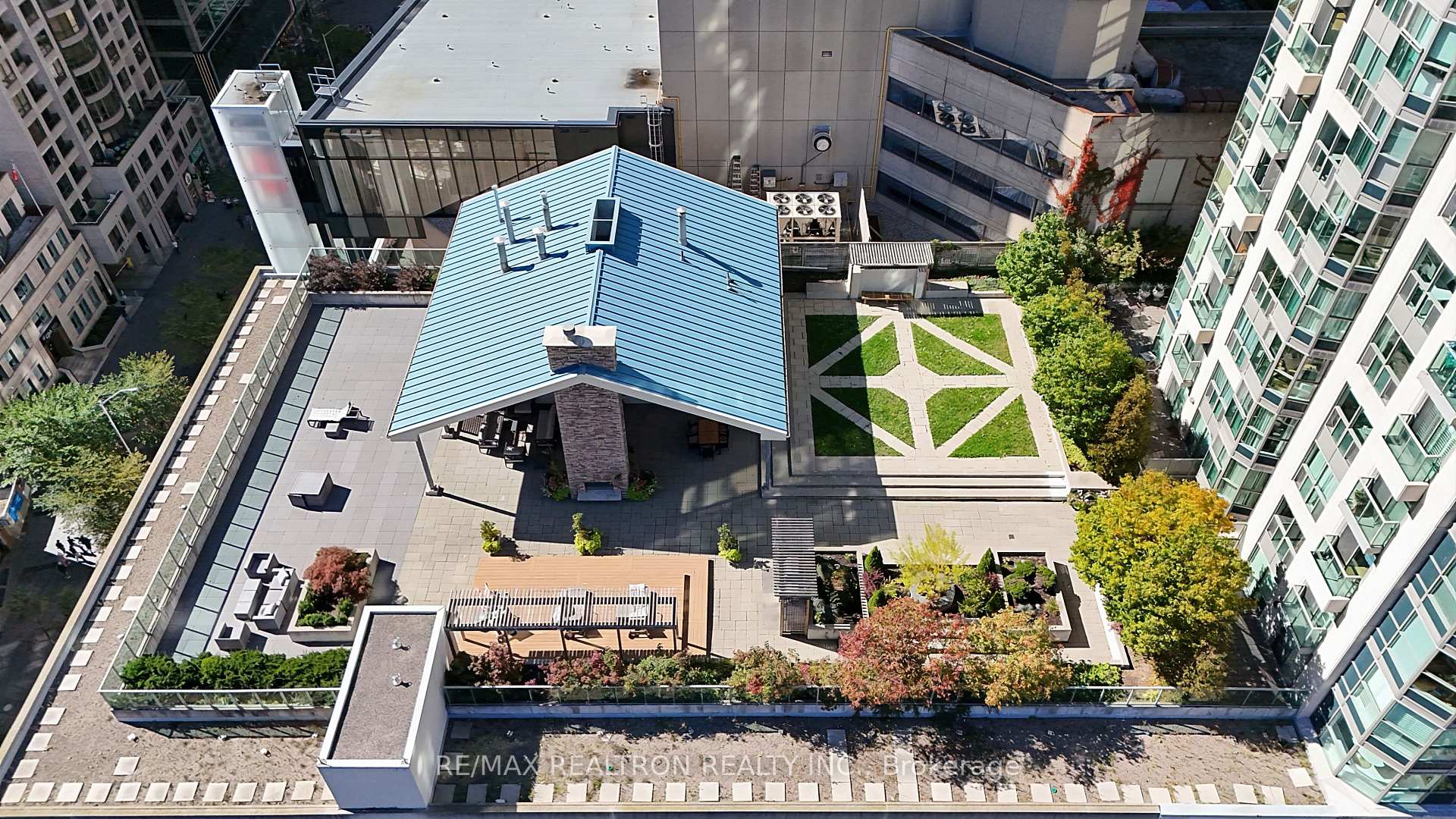 Photo 49 of Unit PH3802, 8 Park Road, Toronto, Rosedale-Moore Park — HOMEH