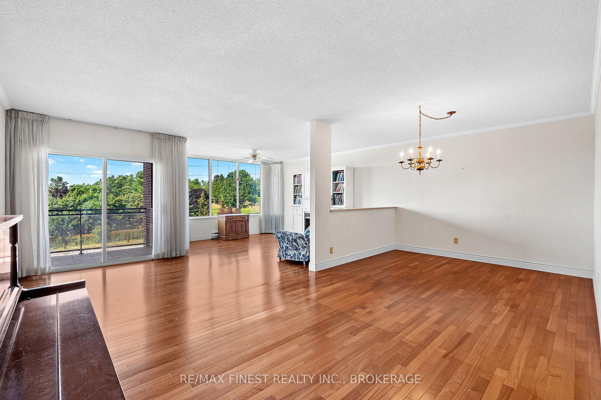 Photo 3 of Unit 302, 1000 King Street W, Kingston, Central City West — HOMEH